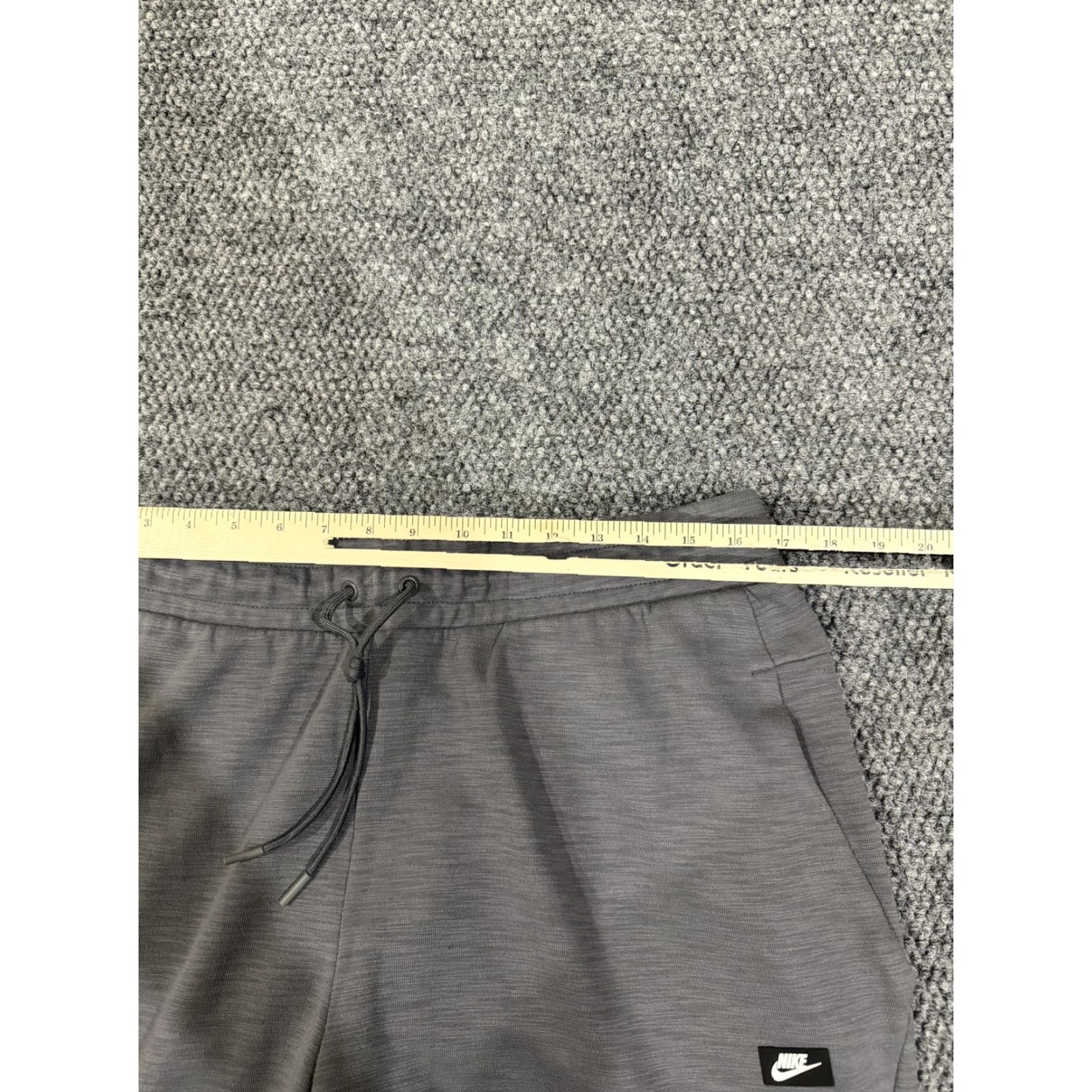 Nike Nike Pants Mens XL Gray Knit Joggers Slim Tapered Zip Pocket Athletic Pants Size US 36 / EU 52 - 4 Thumbnail