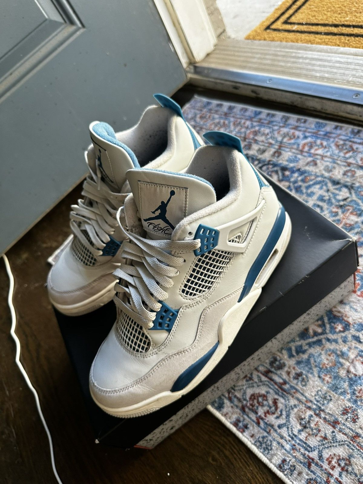 Jordan Brand Jordan 4 Military blue Size US 9 / EU 42 - 2 Thumbnail