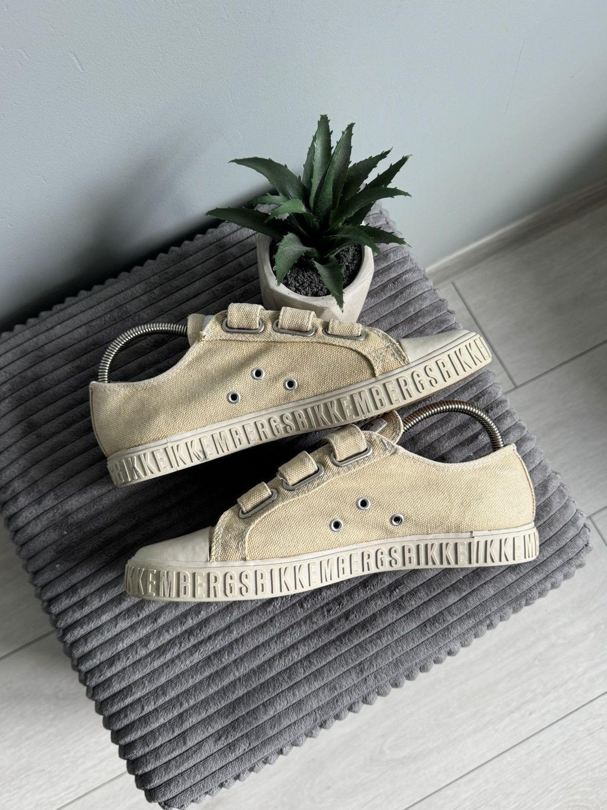 Dirk Bikkembergs Dirk Bikkembergs Canvas Y2K Shoes Sneakers Size US 6 / IT 36 - 4 Thumbnail