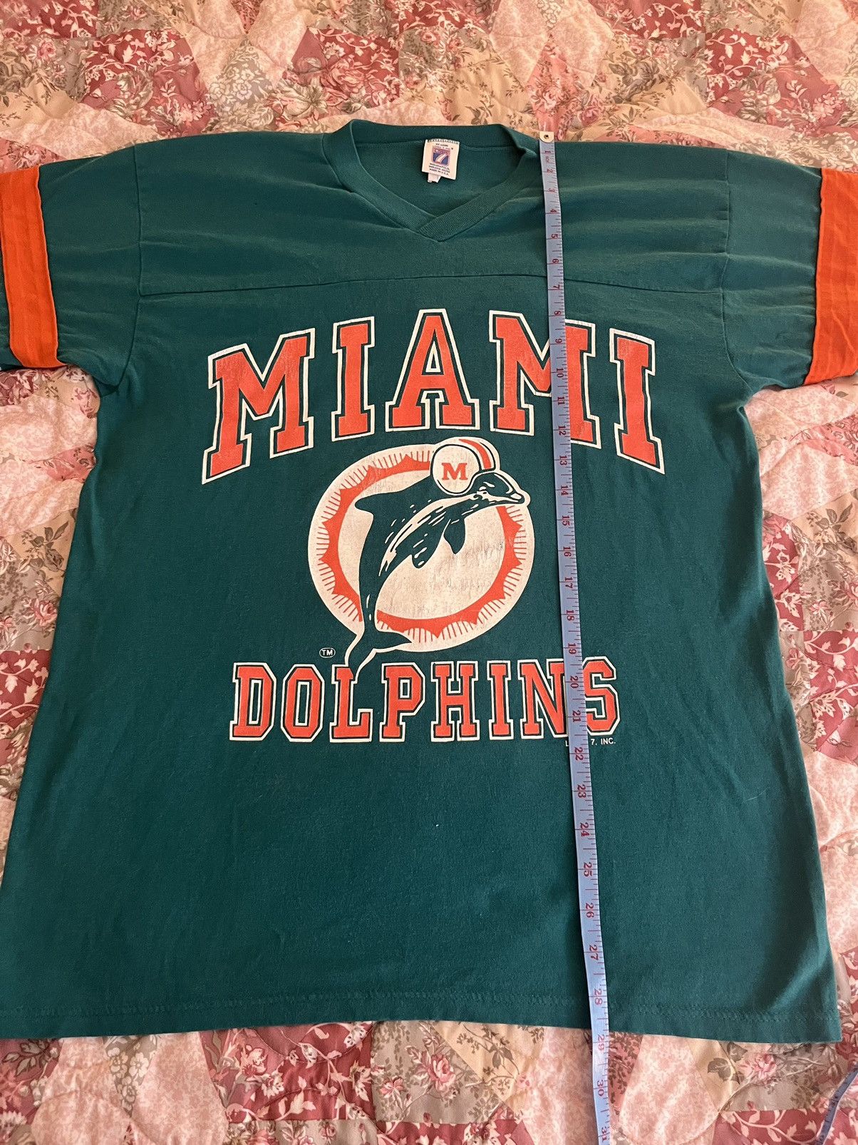 Logo 7 × Vintage Vintage 90s Miami Dolphins Logo 7 Adult Tee Shirt Size US L / EU 52-54 / 3 - 9 Thumbnail