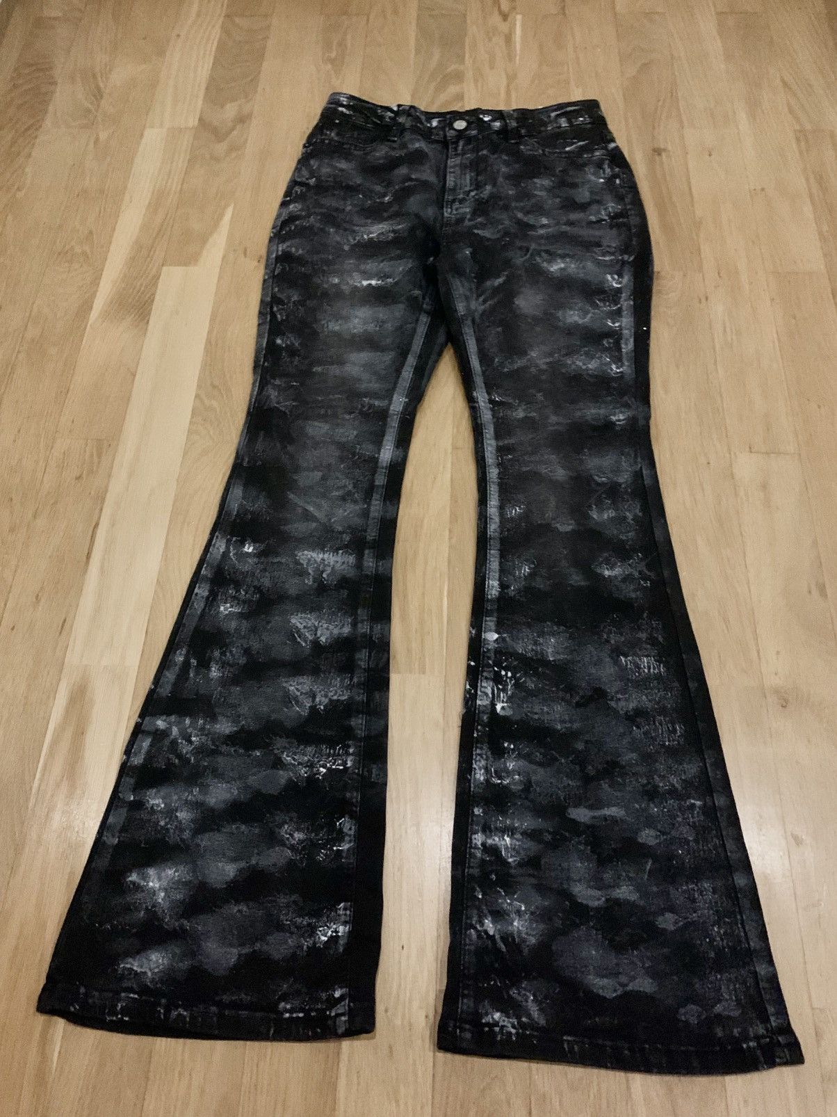 Japanese Brand Washed vintage flared/bootcut jeans Size US 29 - 2 Thumbnail