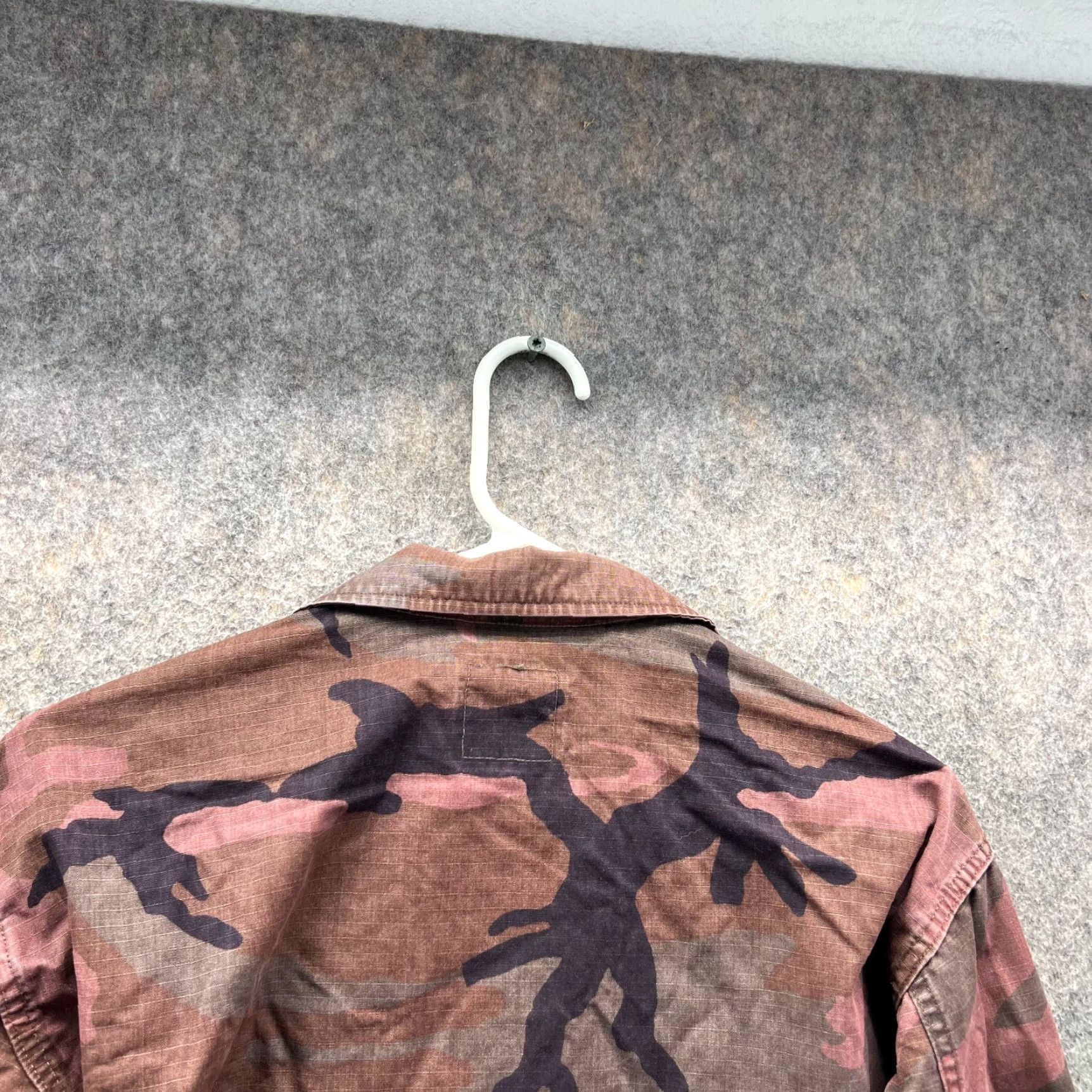 Vintage VINTAGE U.S. Military Jacket Men Medium Adult Camouflage Canvas Cotton Long Coat Brown Green Red Fall Winter Spring Regular Mens Size US M / EU 48-50 / 2 - 2 Thumbnail