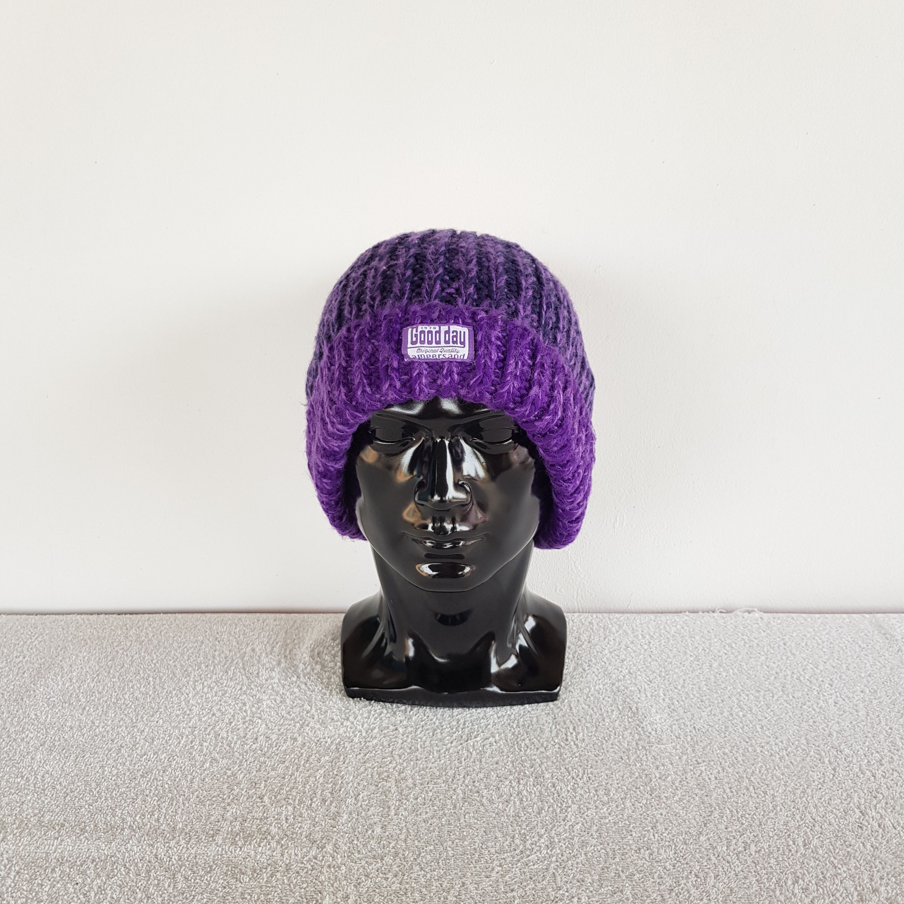 Japanese Brand Vintage Ampersand Beanie Y2K Pom Pom Knit Snow Caps Hats Size ONE SIZE - 2 Thumbnail