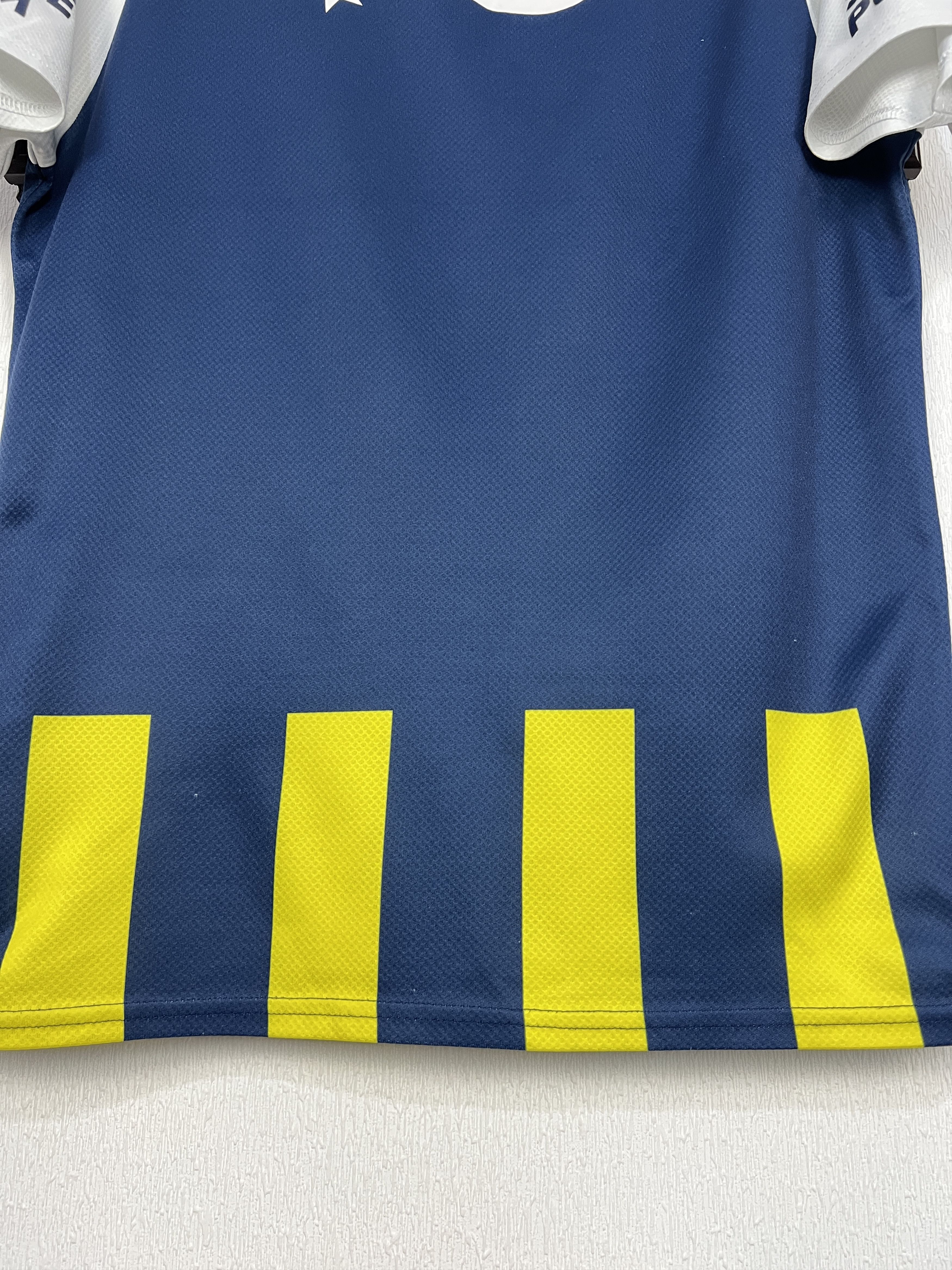 Puma Fenerbahce Home football shirt 2023 Soccer Puma Jersey Size US M / EU 48-50 / 2 - 16 Thumbnail