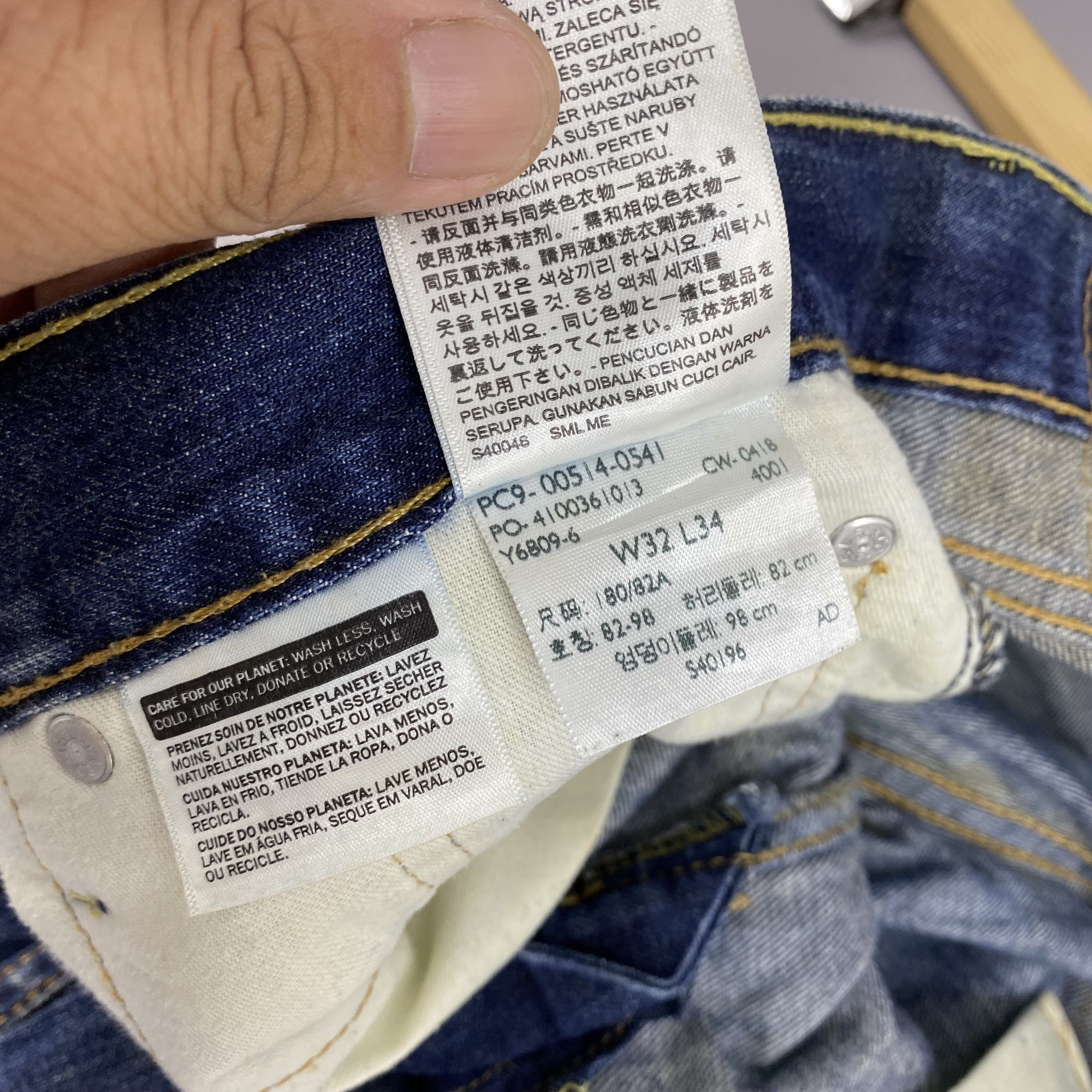 Levi's Vintage Y2K Levis Faded Jeans Light Blue Wash Denim BS47151 Size US 32 / EU 48 - 6 Thumbnail