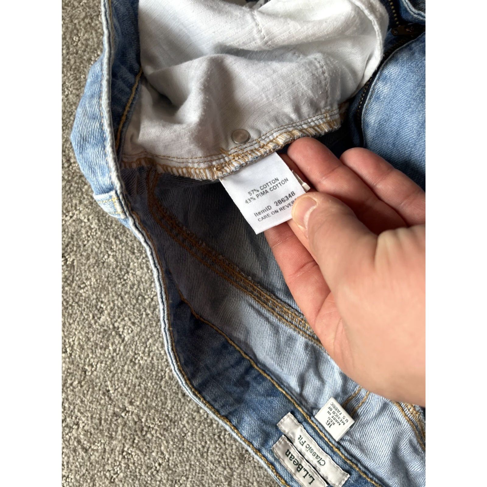 Vintage L.L. Bean Classic Fit Jeans 16 Reg Straight Leg Light Wash Denim Size 38" / US 16 / IT 52 - 6 Thumbnail