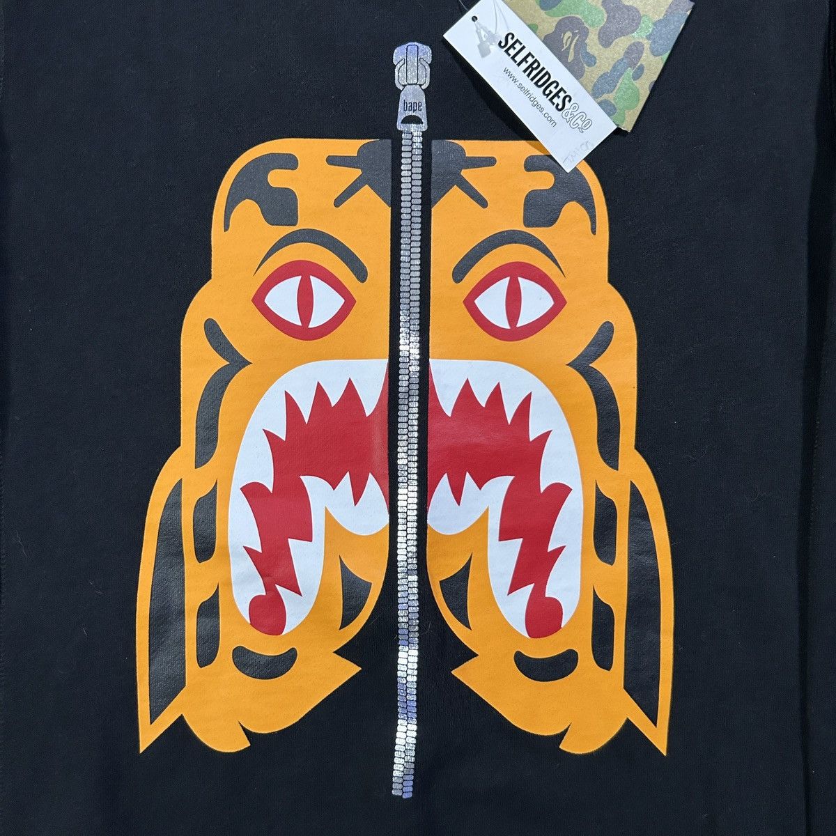 Bape BAPE Tiger Shark Black Sweatshirt Size US L / EU 52-54 / 3 - 2 Thumbnail
