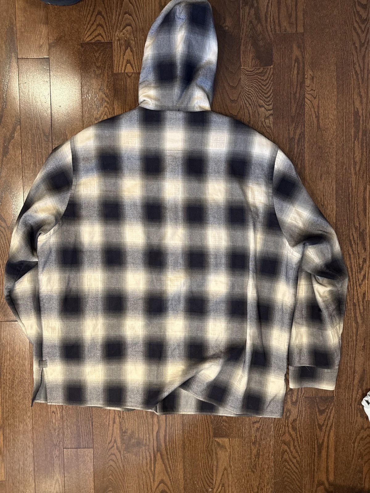 Givenchy Givenchy hoodie flannel Size US L / EU 52-54 / 3 - 5 Thumbnail