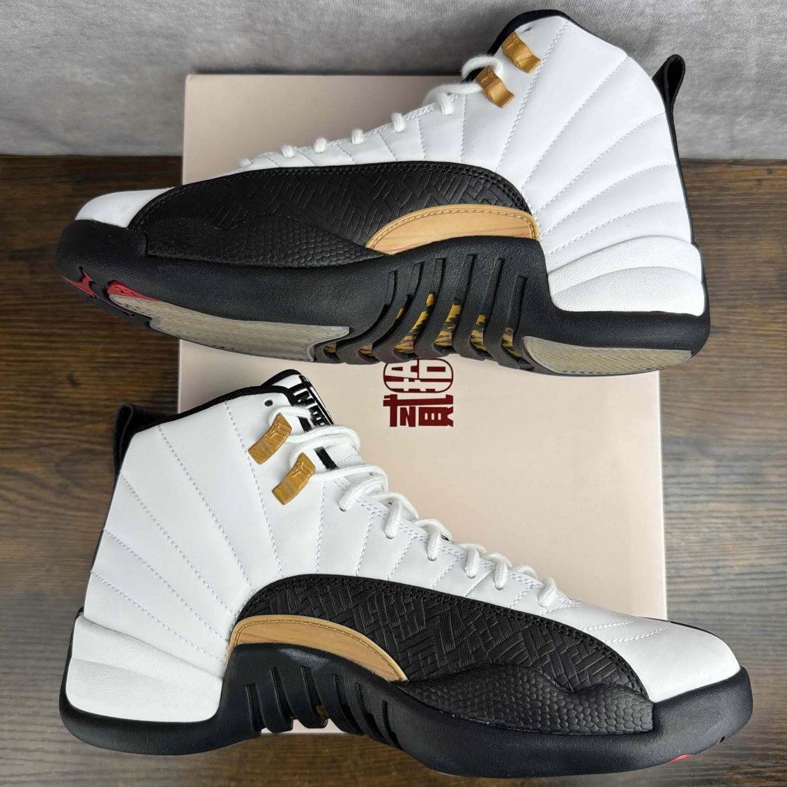 Jordan Brand NEW Air Jordan 12 Chinese New Year 2017 Size 8 881427-122 OG Size US 8 / EU 41 - 4 Thumbnail