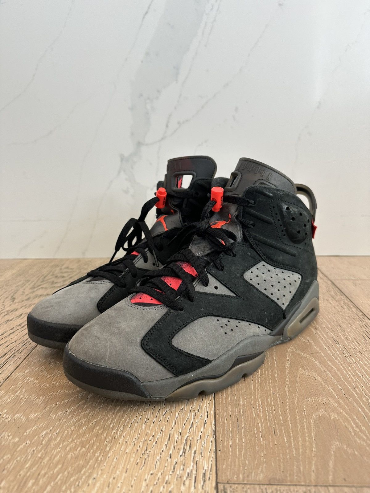 Jordan 6 PSG 2019