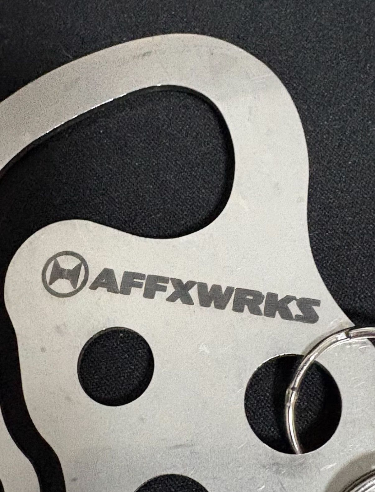 AFFXWRKS Affix Works AFFXWRKS 2Way 24SS Distressed Keychain Size ONE SIZE - 4 Thumbnail