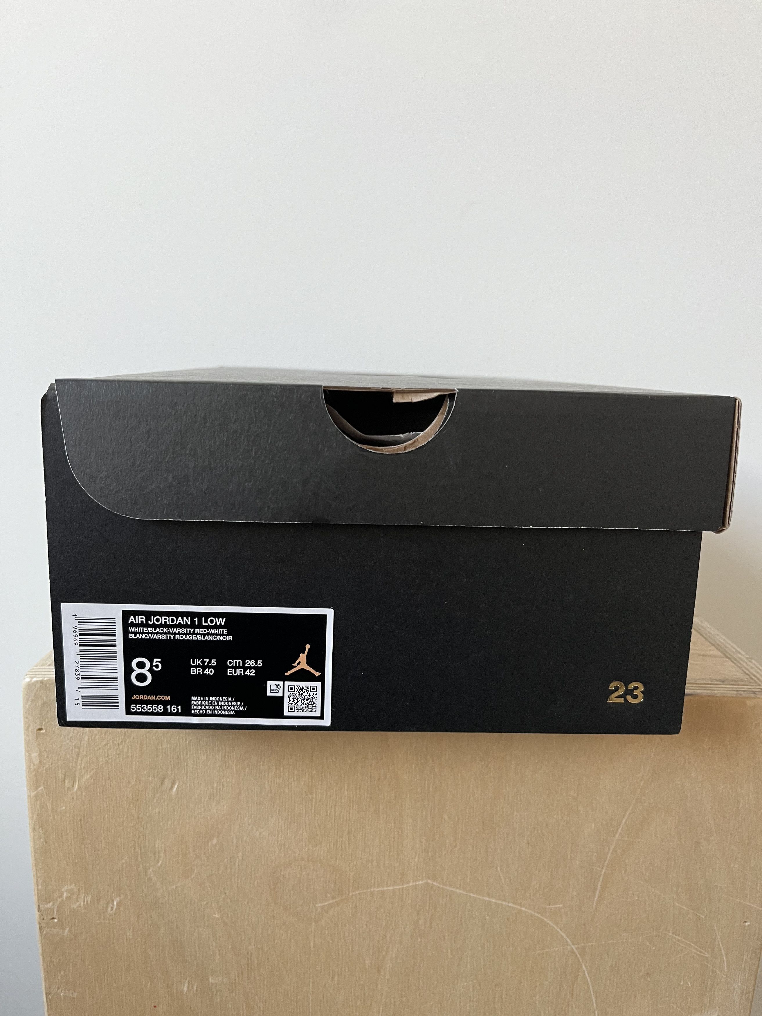 Jordan Brand AIR JORDAN 1 LOW Size US 8.5 / EU 41-42 - 8 Thumbnail