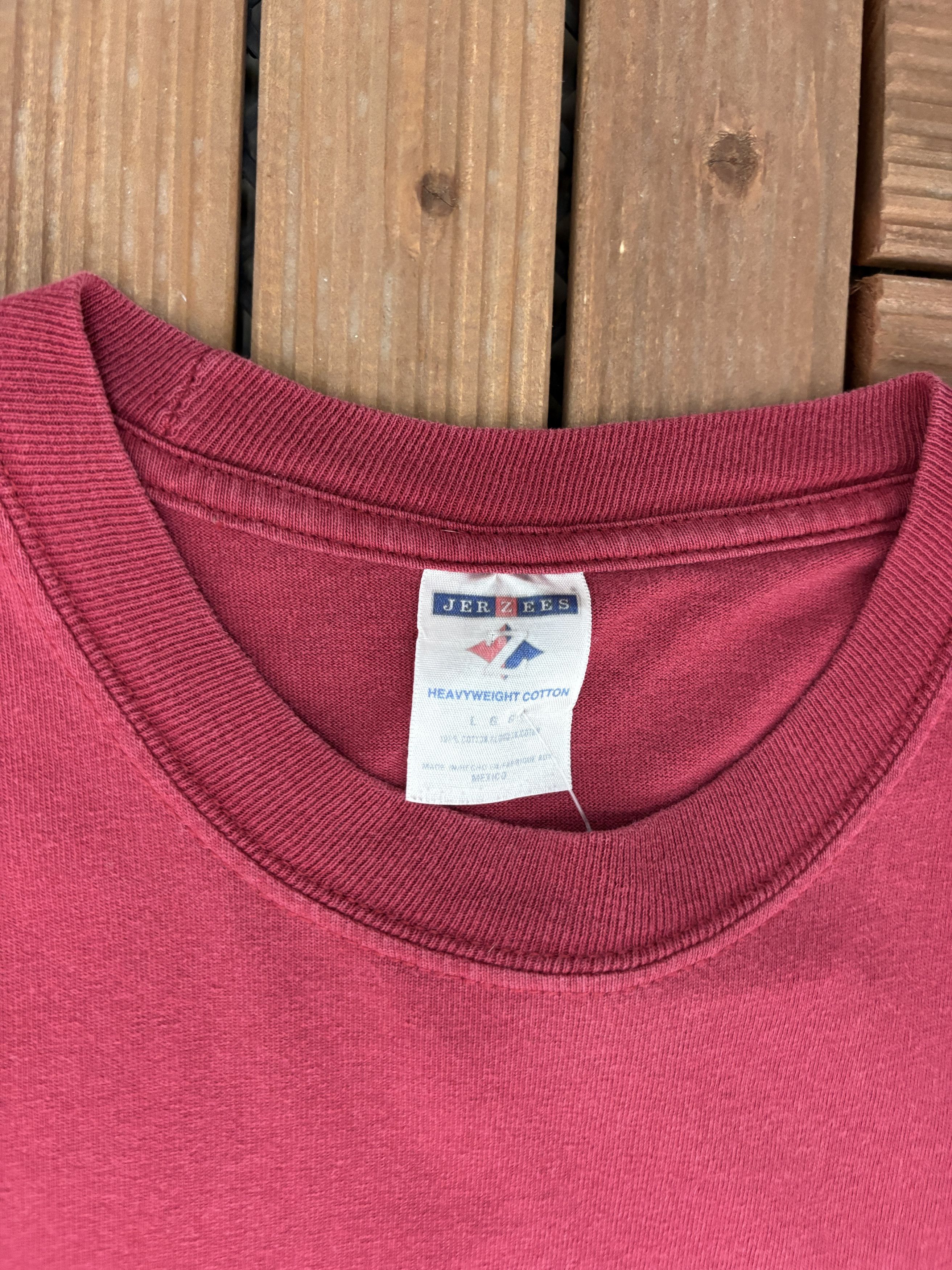 Vintage USC Trojans Pac-10 Champions 2005 Vintage Red Tee Size US L / EU 52-54 / 3 - 5 Thumbnail
