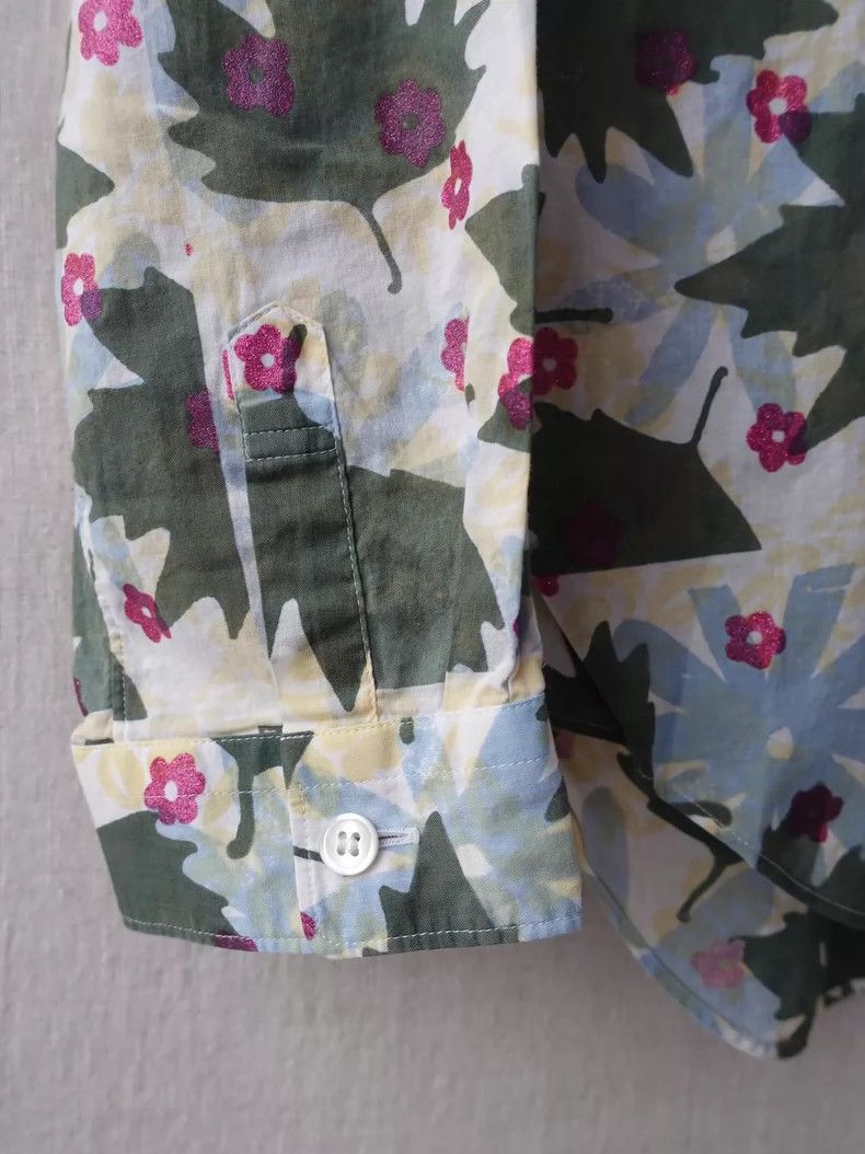 Comme des Garcons Comme Des Garcons Cute print shirt Size XS / US 0-2 / IT 36-38 - 6 Thumbnail