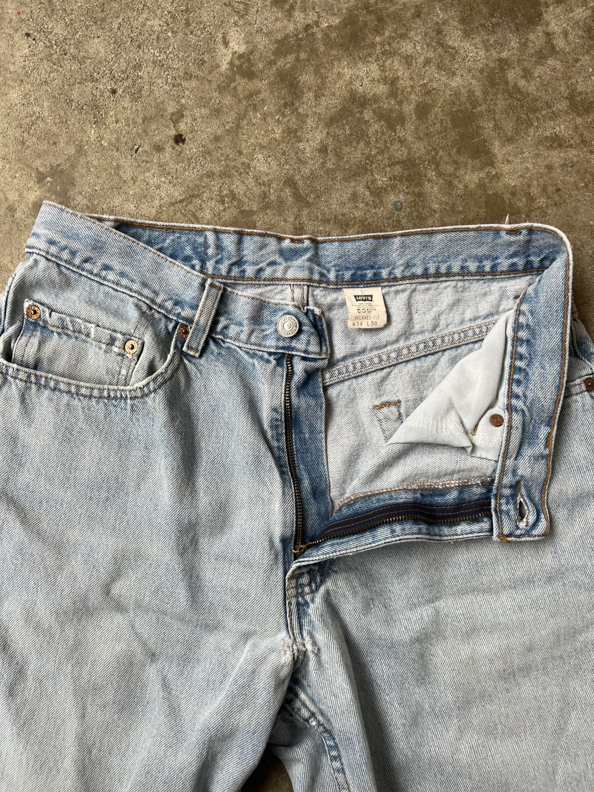 Levi's × Vintage Vintage Levi’s 550 Light Wash Denim Size US 30 / EU 46 - 4 Thumbnail