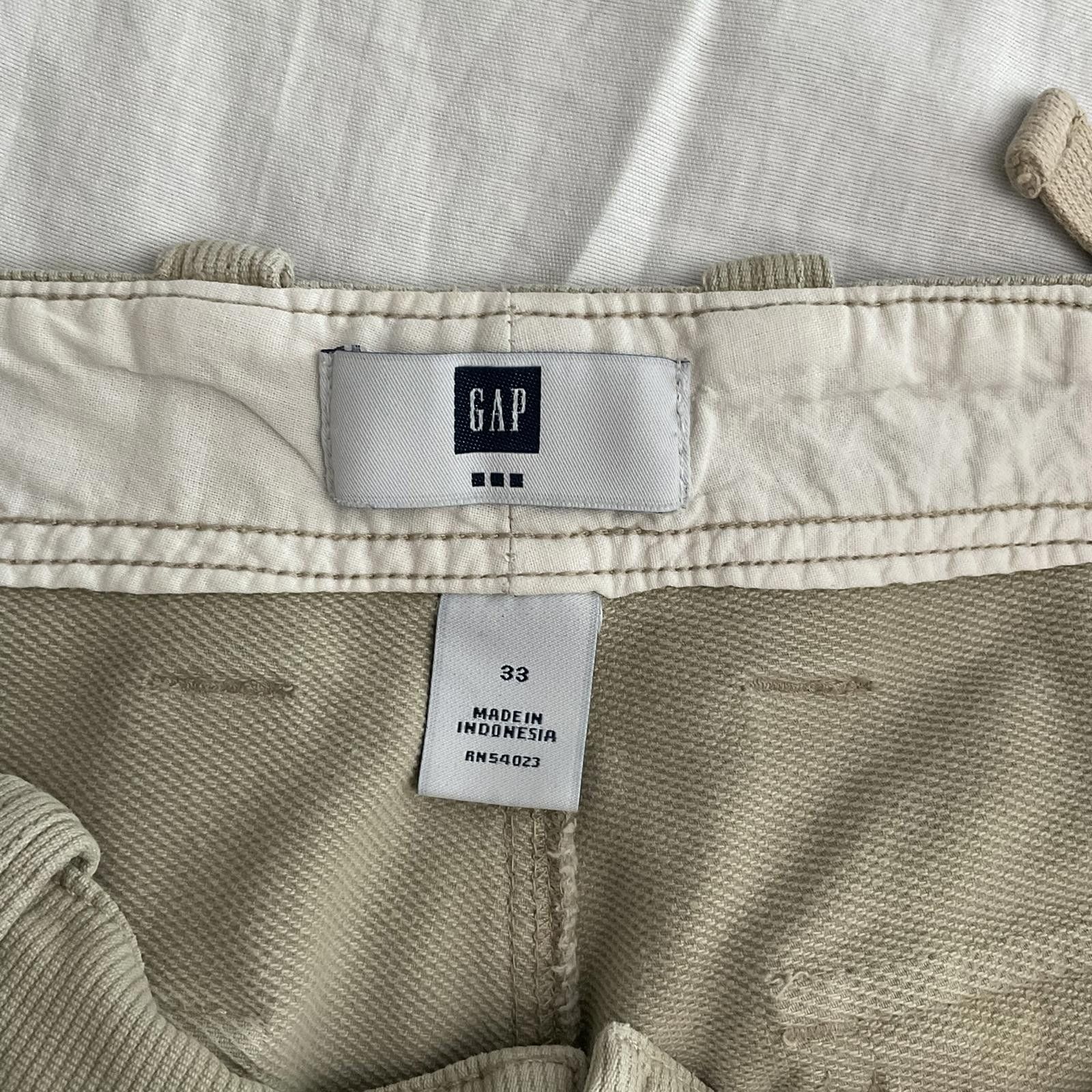 Gap vintage y2k GAP baggy long khaki corduroy cargo shorts 33 Size US 33 - 7 Thumbnail