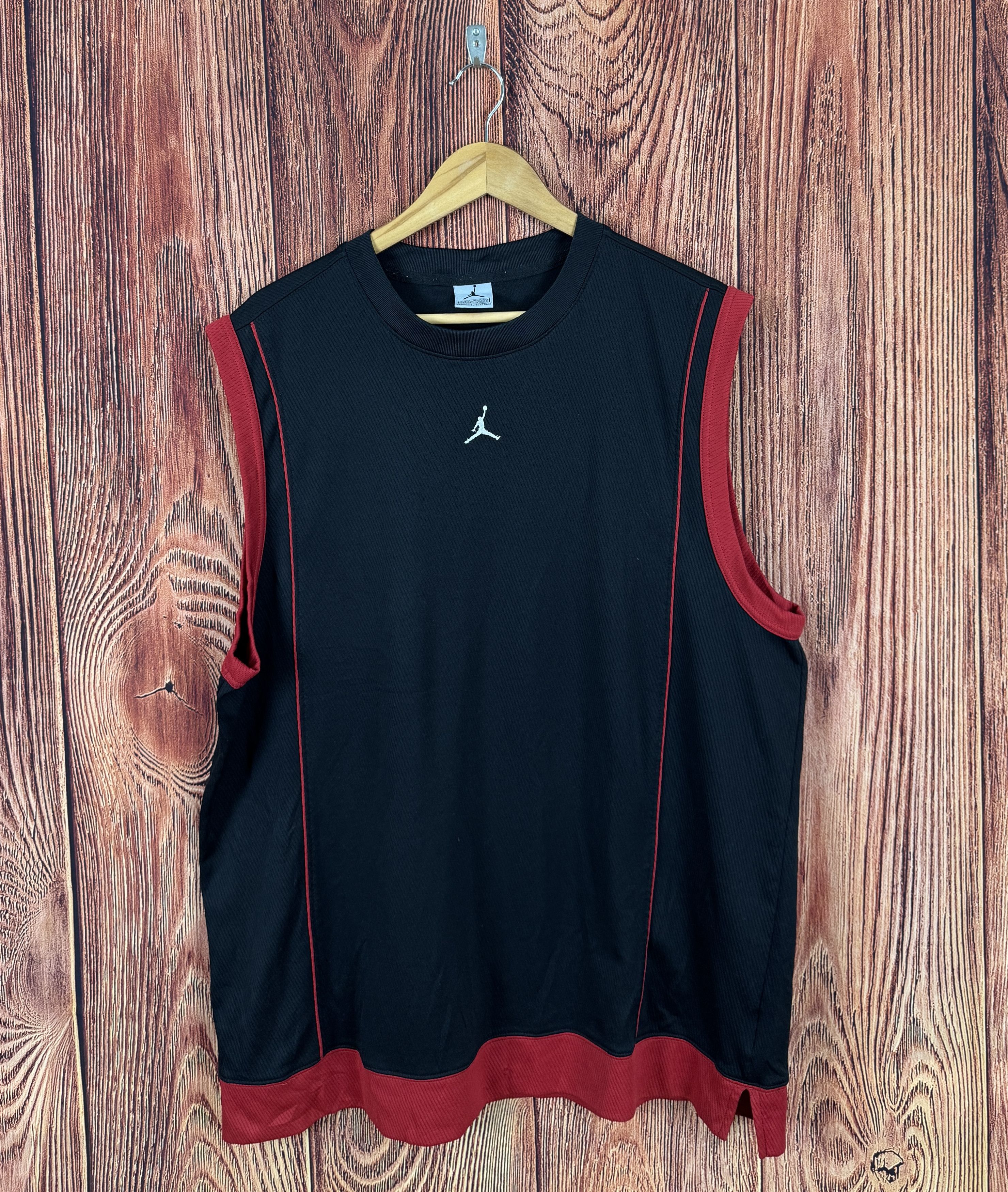 Jordan Brand Vintage JORDAN Basketball Black jersey Size US XL / EU 56 / 4 - 1 Thumbnail