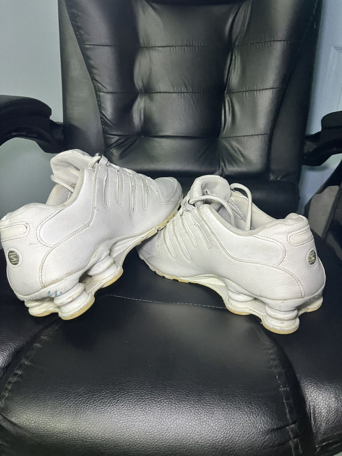 Nike Nike Shox NZ Leather Shoes Mens Size 8.5 White Size US 8.5 / EU 41-42 - 10 Thumbnail