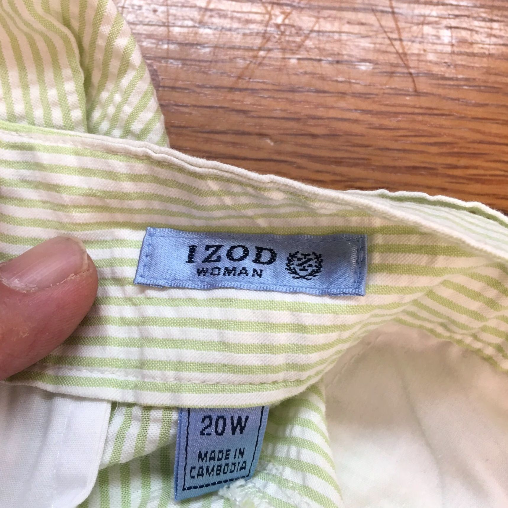 Izod IZOD Women's High Rise Drawstring Light Green Capri Pants Size 20W - Casual, Striped, Regular Fit Size 42" / US 20 - 6 Thumbnail