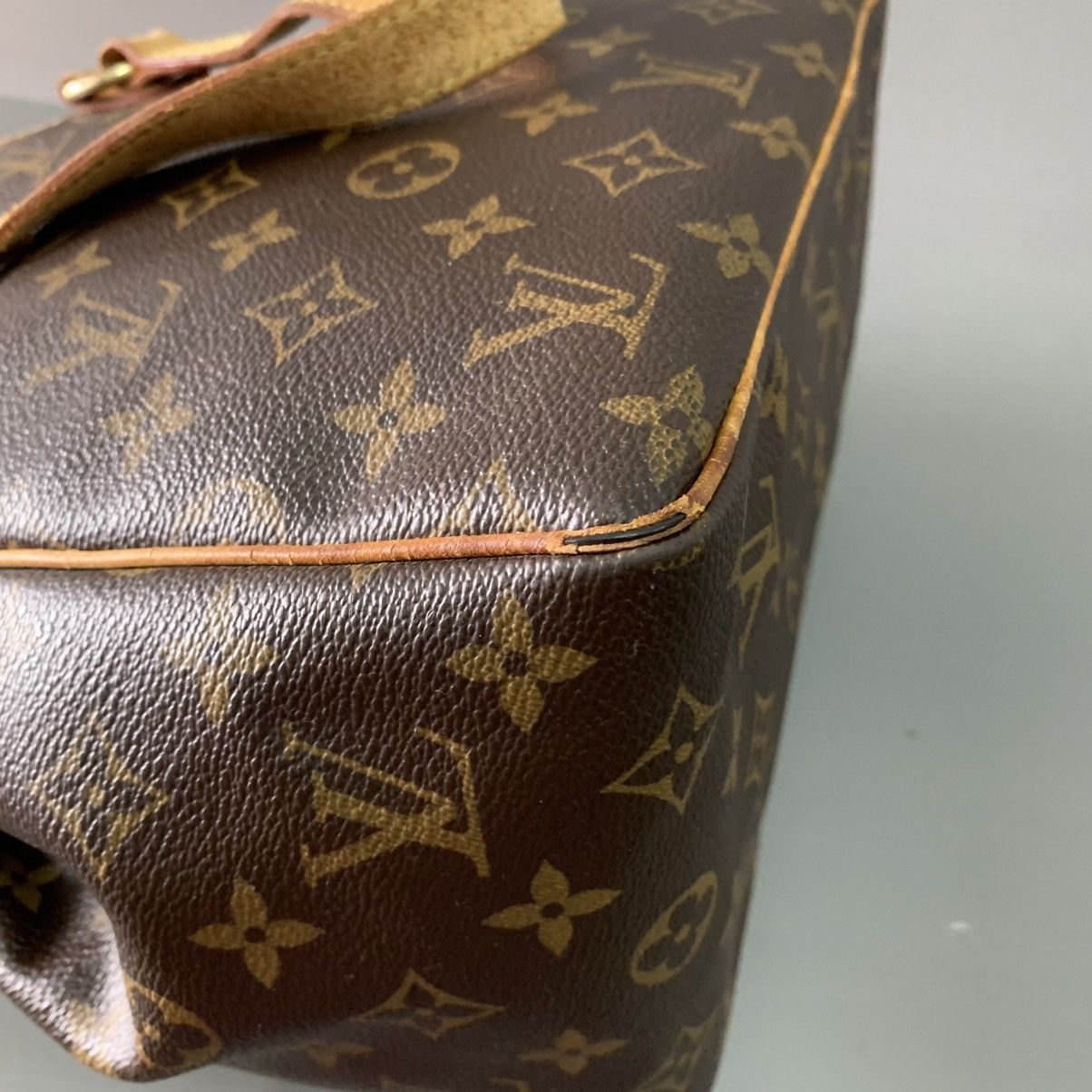 Louis Vuitton Louis Vuitton Monogram Batignolles Horizontal PM Handbag Size ONE SIZE - 8 Thumbnail