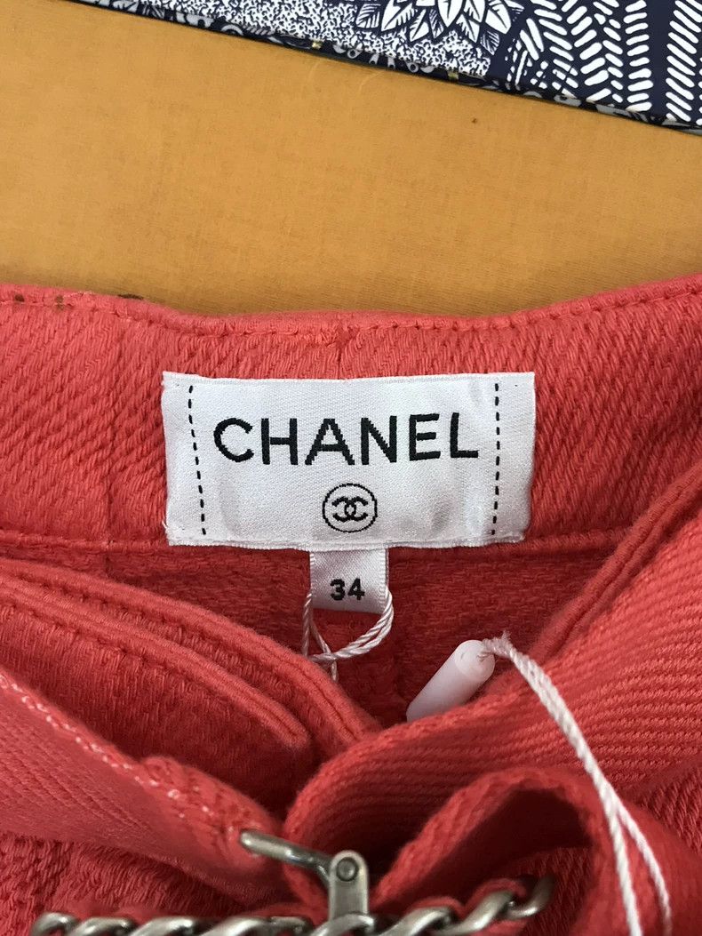 Chanel chanel Red double C made old washed shorts Size 42" / US 20 - 4 Thumbnail