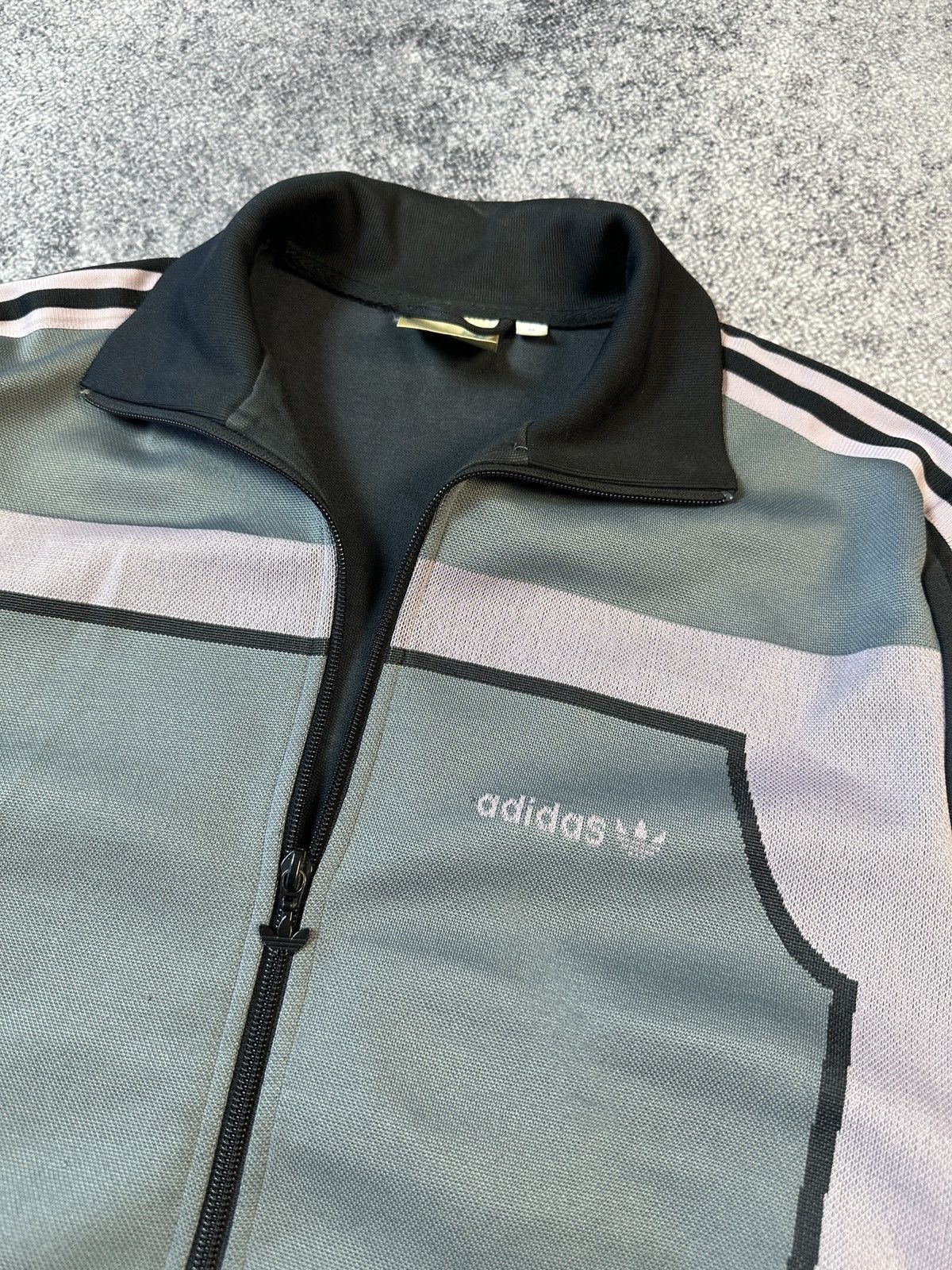Adidas Vintage Adidas Avant Garde Jacket Zip Up Streetwear Opium M Size US M / EU 48-50 / 2 - 3 Thumbnail