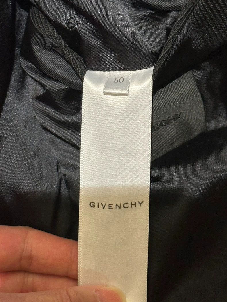 Givenchy Givenchy Silver buckle lock suit Size US M / EU 48-50 / 2 - 7 Thumbnail