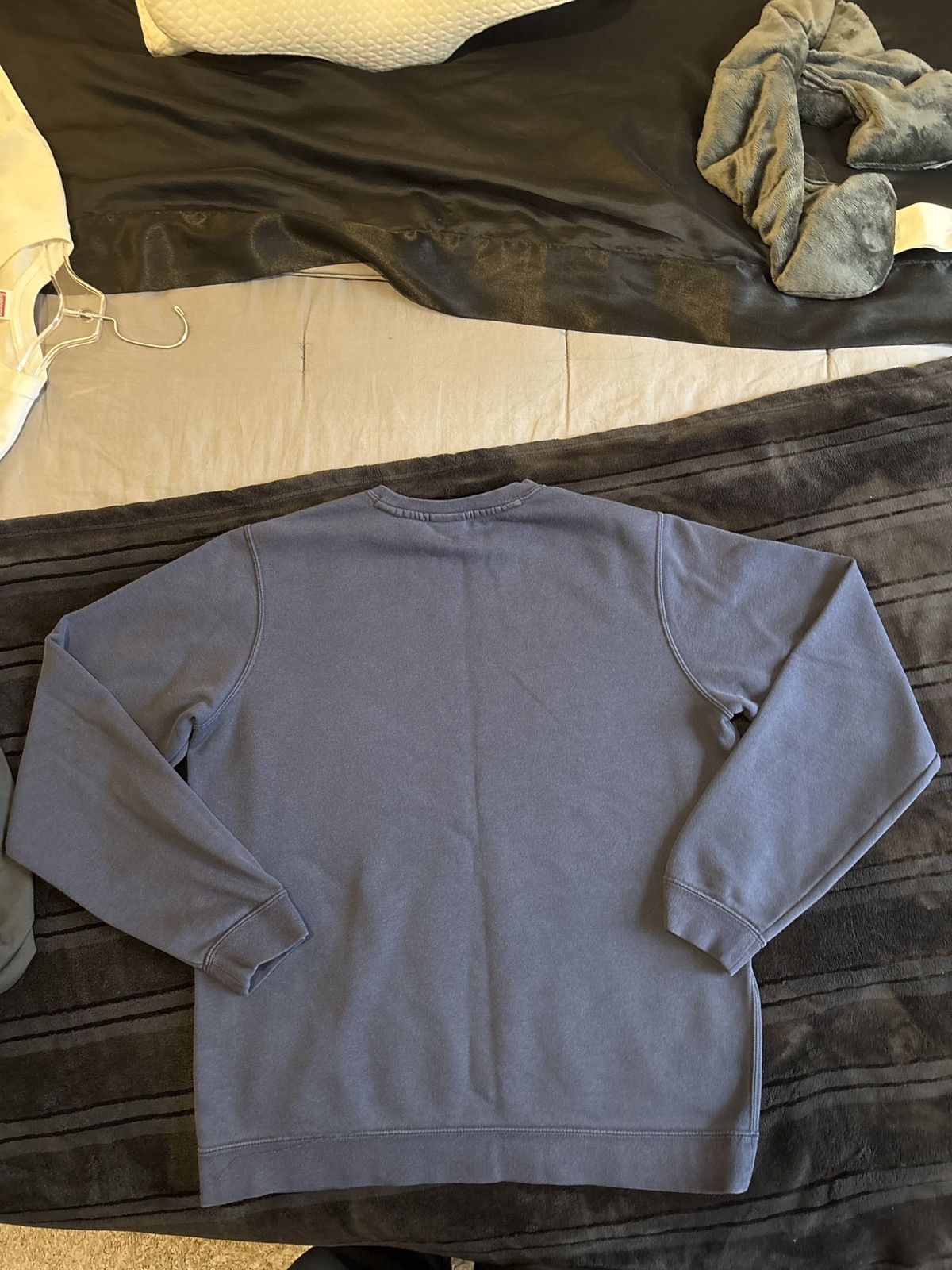 Nike Nike Mens Crew Neck Pullover Sweatshirt Size US M / EU 48-50 / 2 - 3 Thumbnail