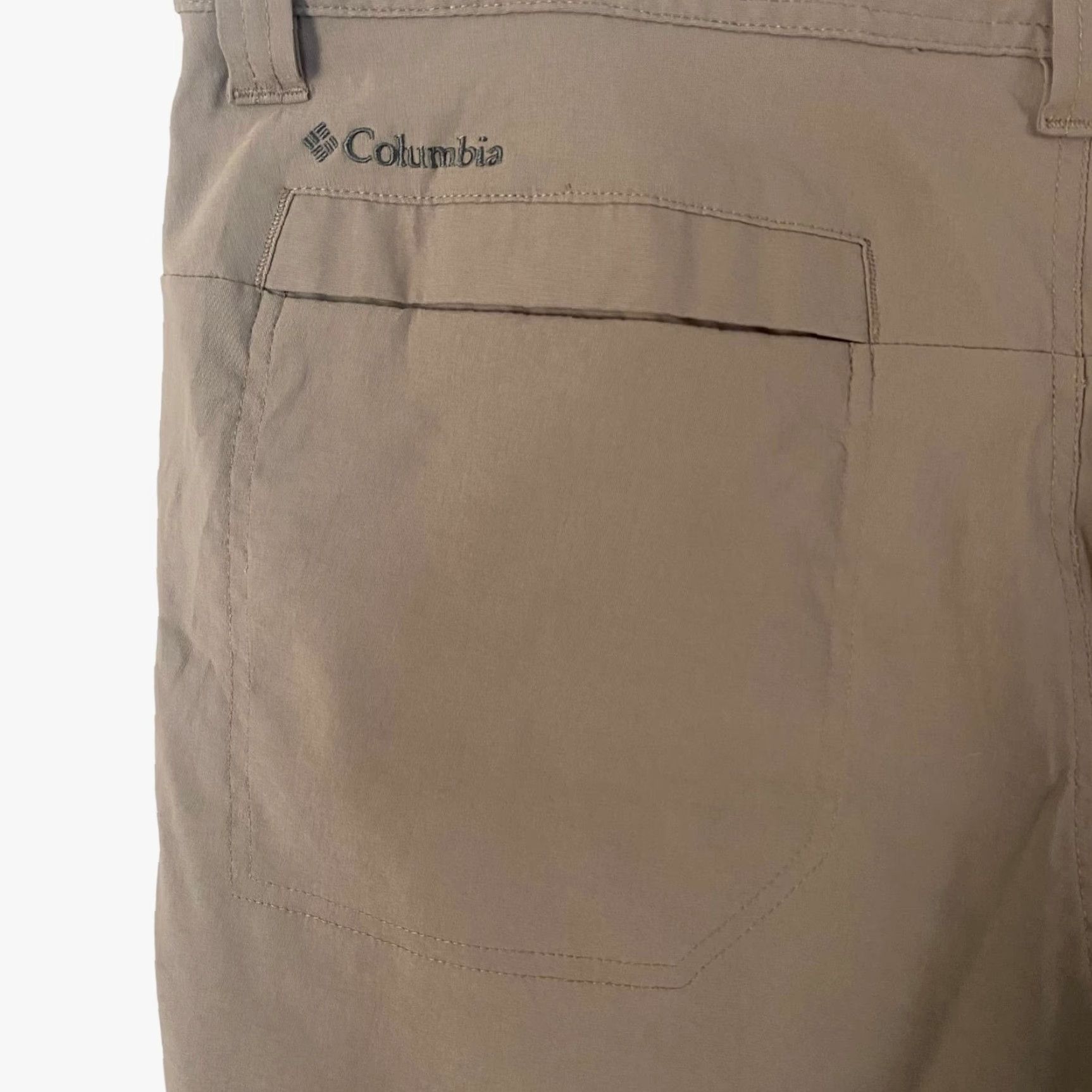 Vintage Columbia Hiking Shorts Mens 36 Tan Ripstop Nylon Cargo Short Outdoor Activewear 5-Pocket Pockets Logo Button Zip Fly Size US 36 / EU 52 - 7 Thumbnail