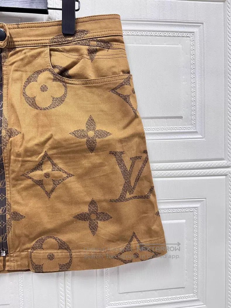 Louis Vuitton Louis Vuitton Brown full print skirt Size 41" - 5 Thumbnail