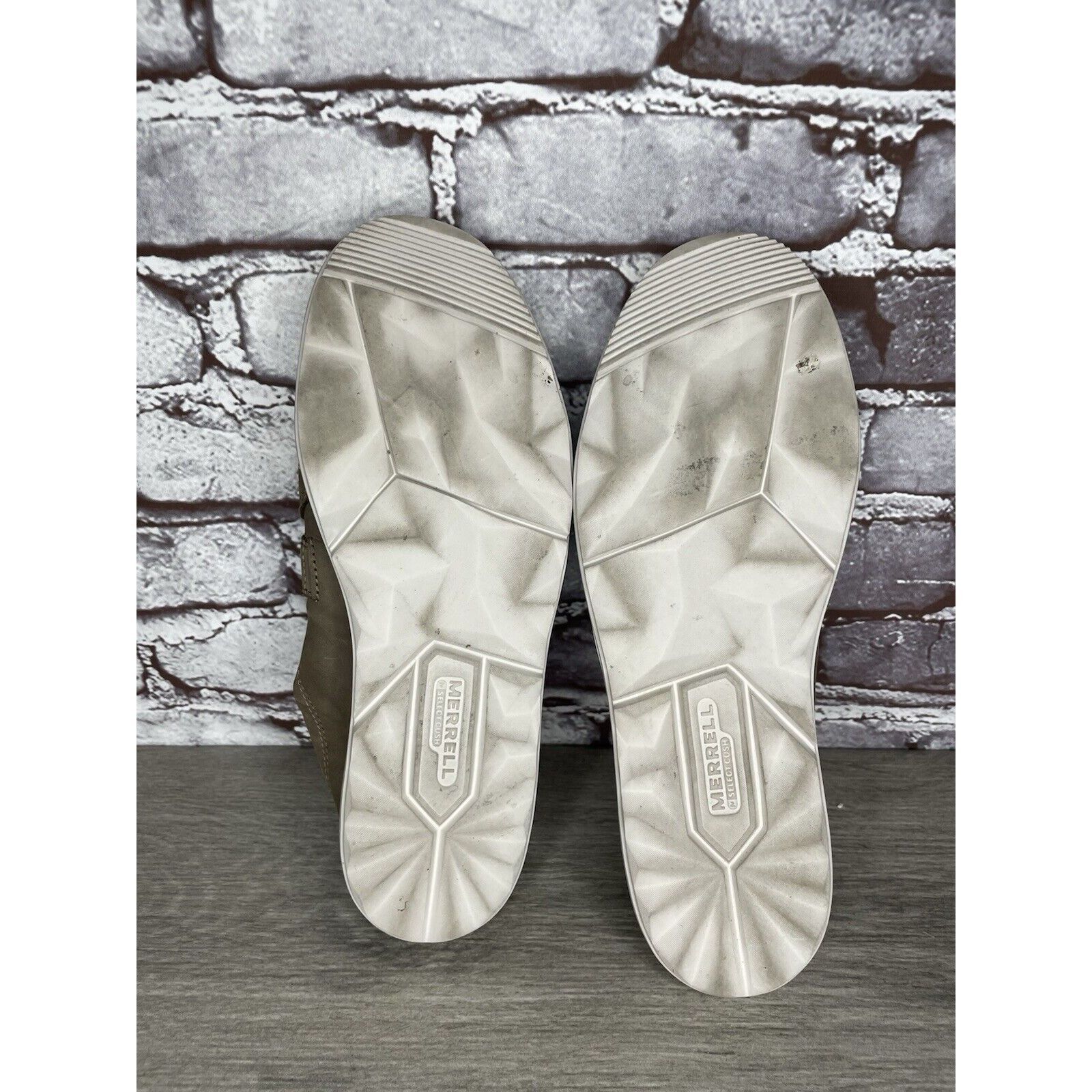 Merrell Merrell Perforated Gray Nubuck Around Town City Slip On Shoe Size US 9.5 / IT 39.5 - 13 Thumbnail
