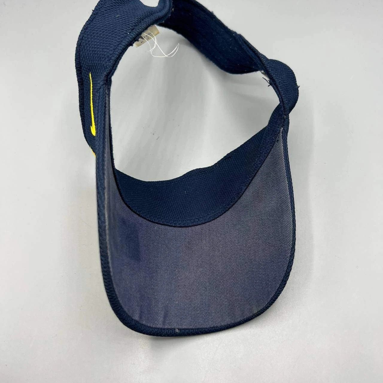 Nike Michigan Wolverines Visor Dri-Fit Hat M Embroidered Fitted Size ONE SIZE - 6 Thumbnail