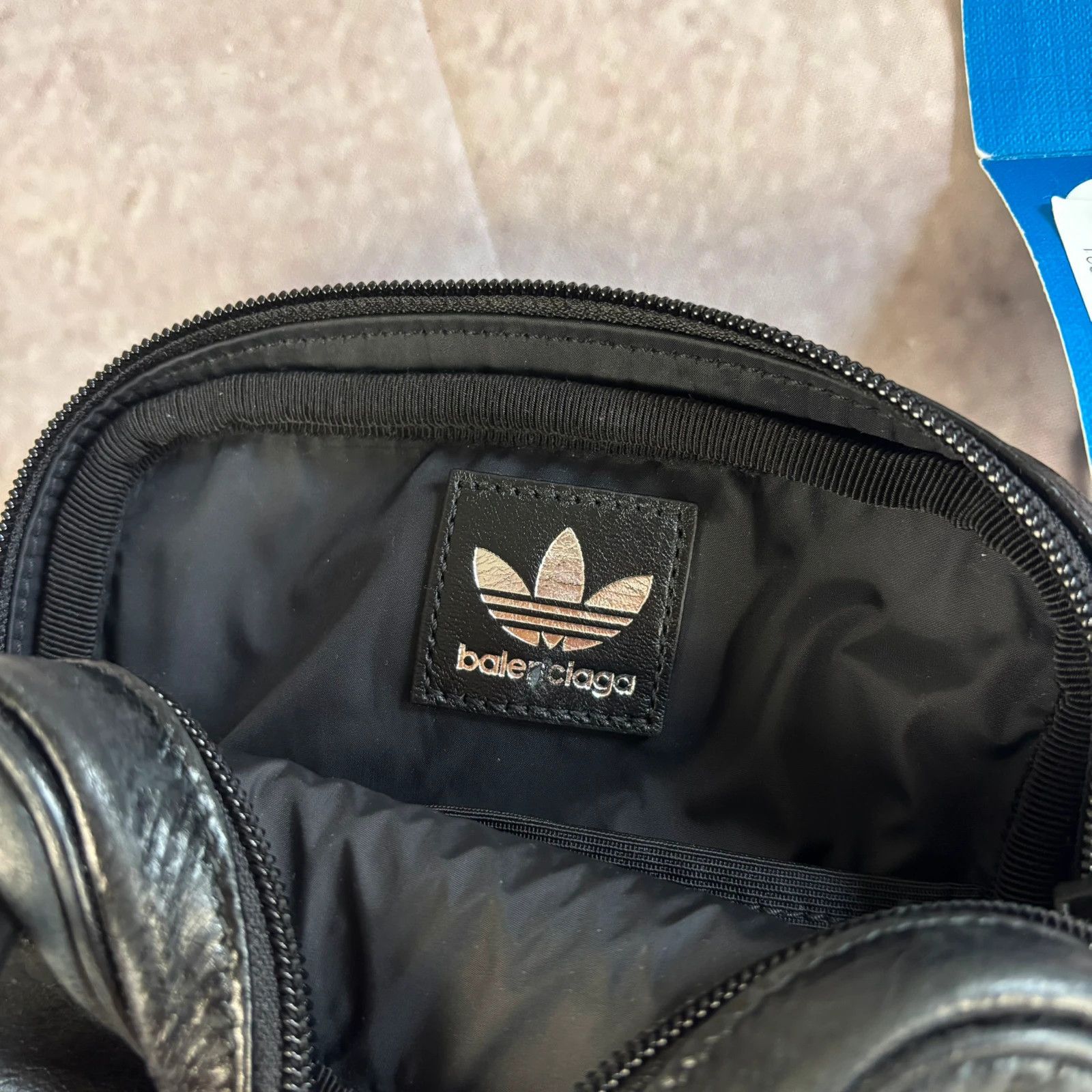 Adidas × Balenciaga Balenciaga x adidas leather bum side bag Size ONE SIZE - 5 Thumbnail