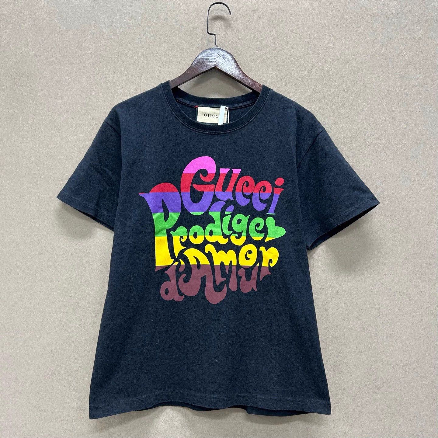 Gucci Gucci Colorful Letter Print Short Sleeve Tee XS 95 New Size XS / US 0-2 / IT 36-38 - 1 Thumbnail