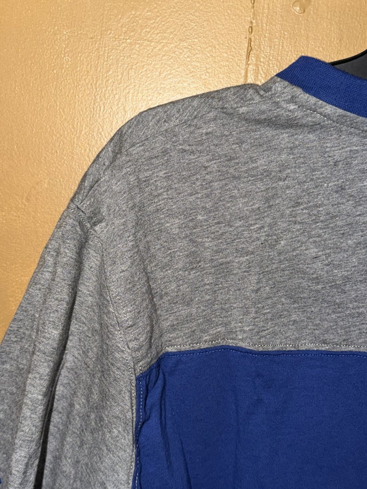 NHL NHL Toronto Maple Leafs Graphic Men’s 2XL Used Pre Owned Size US XXL / EU 58 / 5 - 19 Thumbnail
