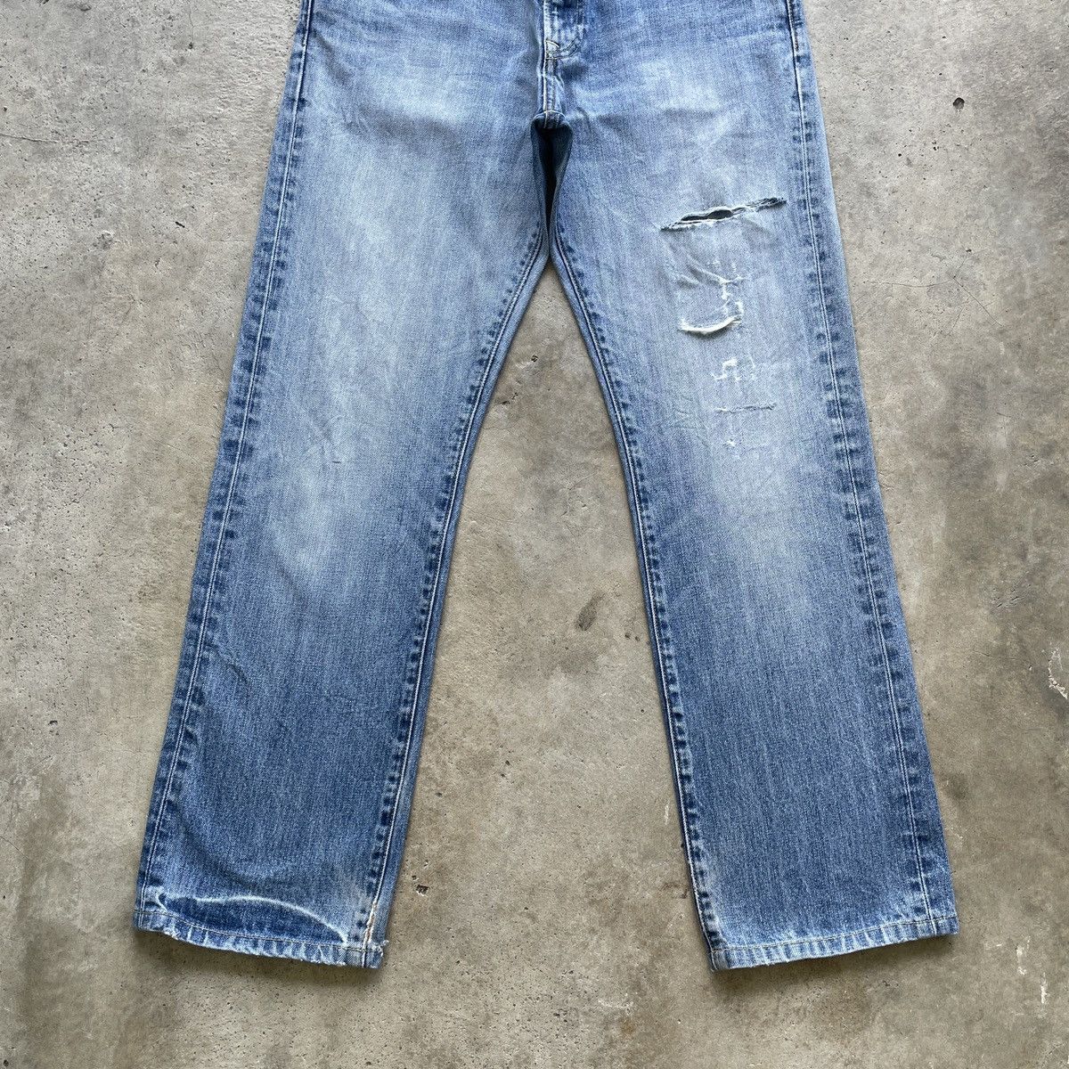 Japanese Brand × Jean × Vintage W31 Vintage Japanese Distressed Faded Jeans Pants Denim Size US 31 - 4 Thumbnail