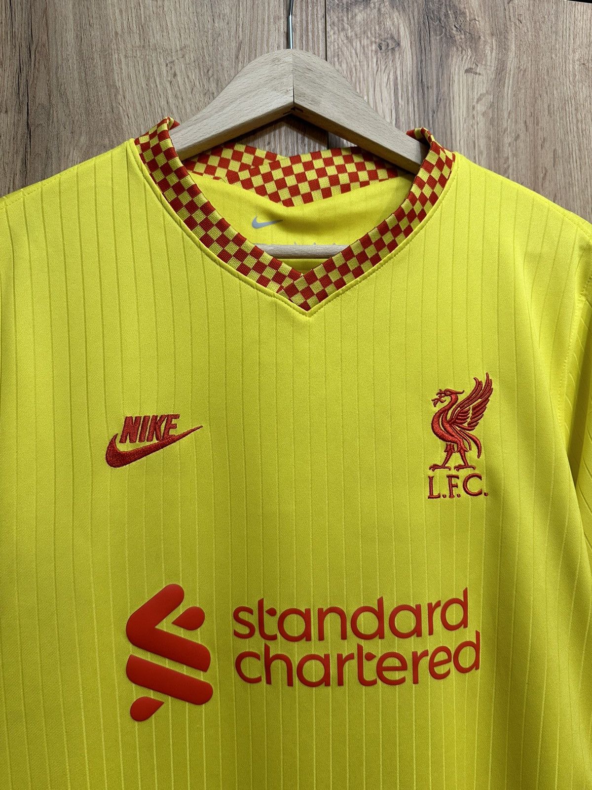 Nike Nike Liverpool 2021/2022 Third 3rd soccer Jersey Football Size US L / EU 52-54 / 3 - 2 Thumbnail