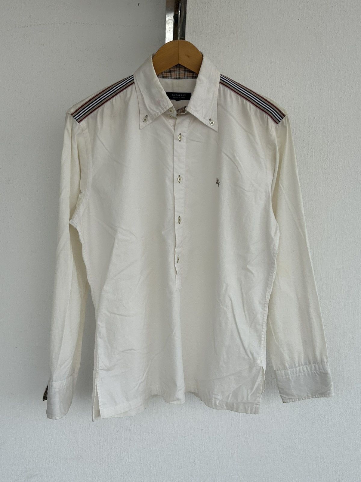 Burberry Burberry Vintage Button Up White Shirt Size US M / EU 48-50 / 2 - 1 Thumbnail