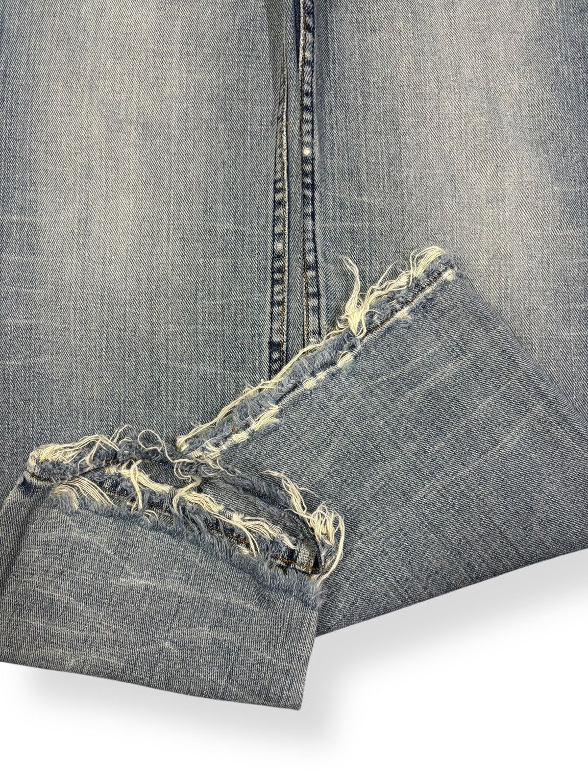 Quiksilver Vintage Quiksilver Light Washed Regular Fit Distressed Jeans Size US 29 - 9 Thumbnail