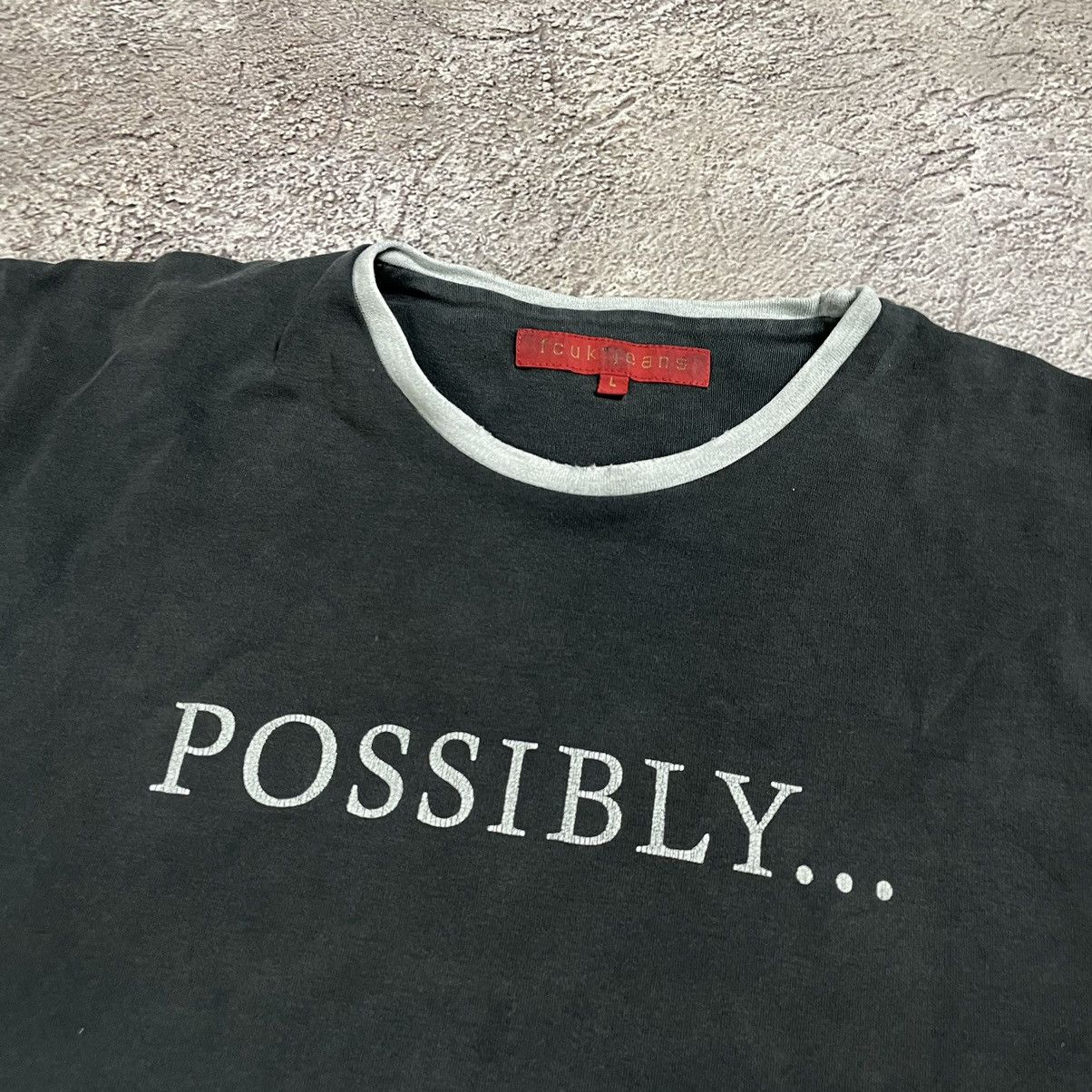 Vintage Vintage Y2K Graphic Tee Sun Faded Skate Streetwear Tapered L Size US L / EU 52-54 / 3 - 6 Thumbnail