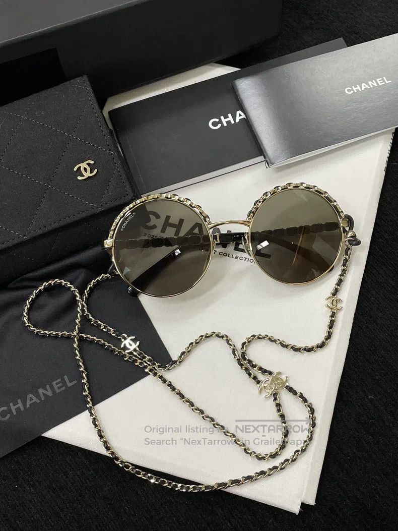 Chanel Chanel White four-pocket corduroy jacket Size ONE SIZE - 1 Thumbnail