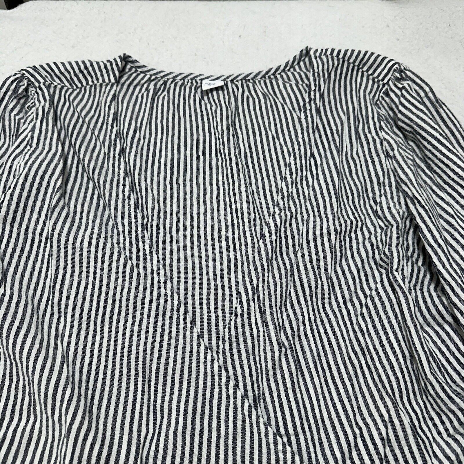 Old Navy Old Navy Medium Long Sleeve Wrap Top Navy Blue Striped Shirt Size M / US 6-8 / IT 42-44 - 2 Thumbnail