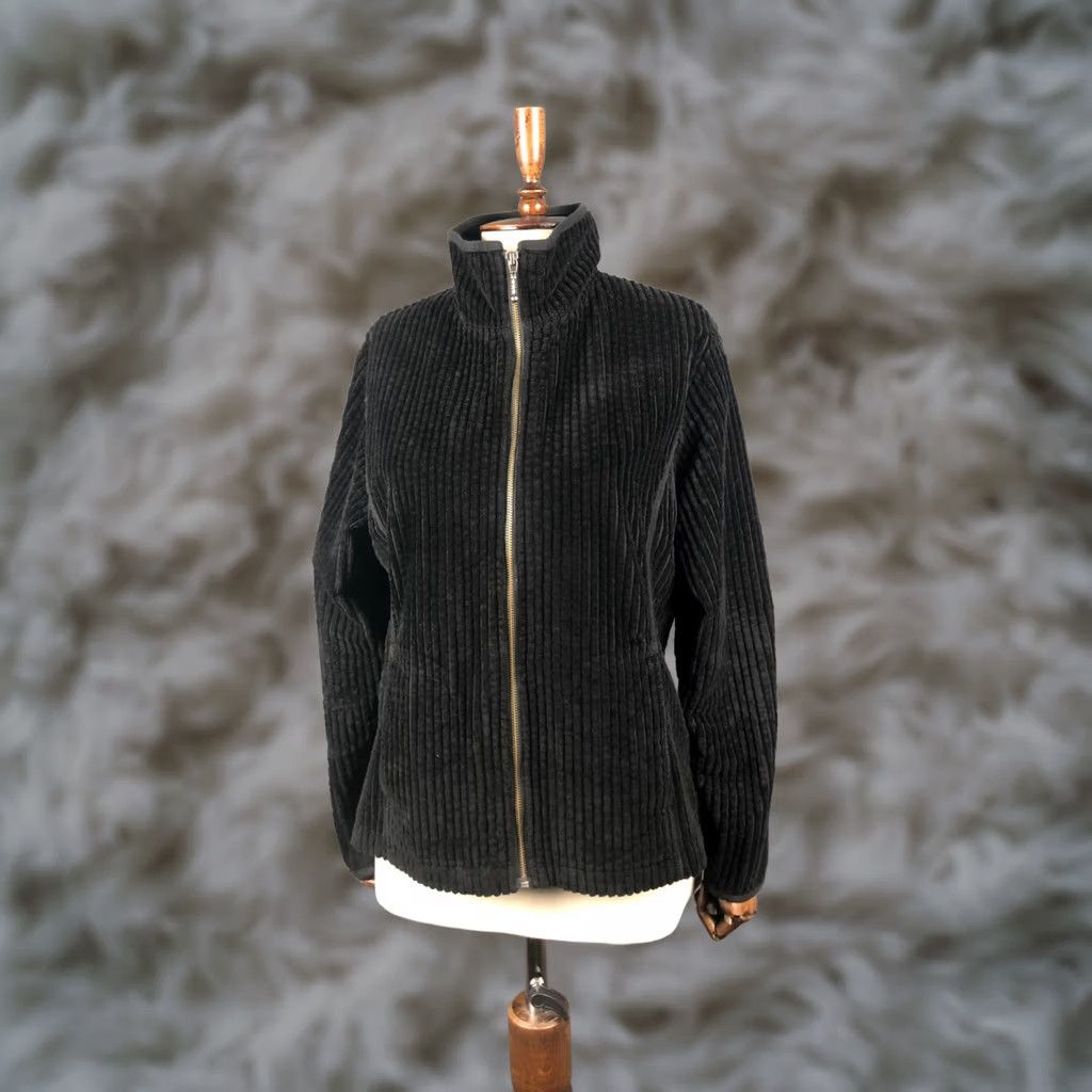 Vintage Woolrich Corduroy Full Zip Jacket Cotton Women's M Black Size M / US 6-8 / IT 42-44 - 1 Thumbnail