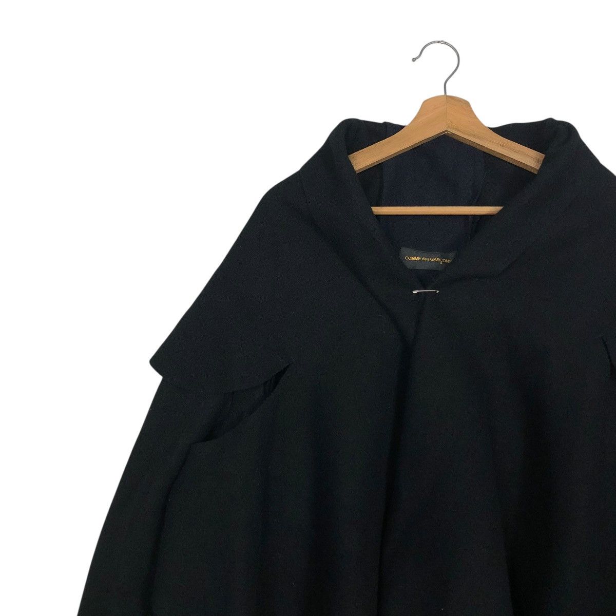 Comme des Garcons 🔥VINTAGE 2003 CAPE JACKET WOOL OVERSIZE ASYMMETRIC DRAPED Size US M / EU 48-50 / 2 - 16 Thumbnail