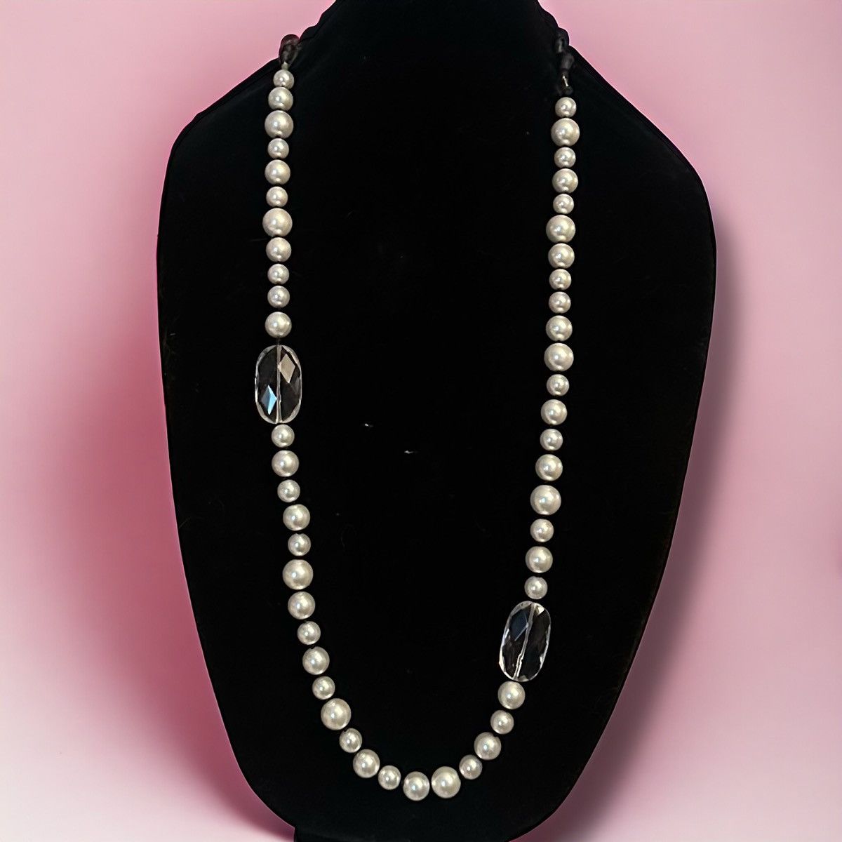 Other Vintage long lucite pearl necklace Size ONE SIZE - 1 Thumbnail