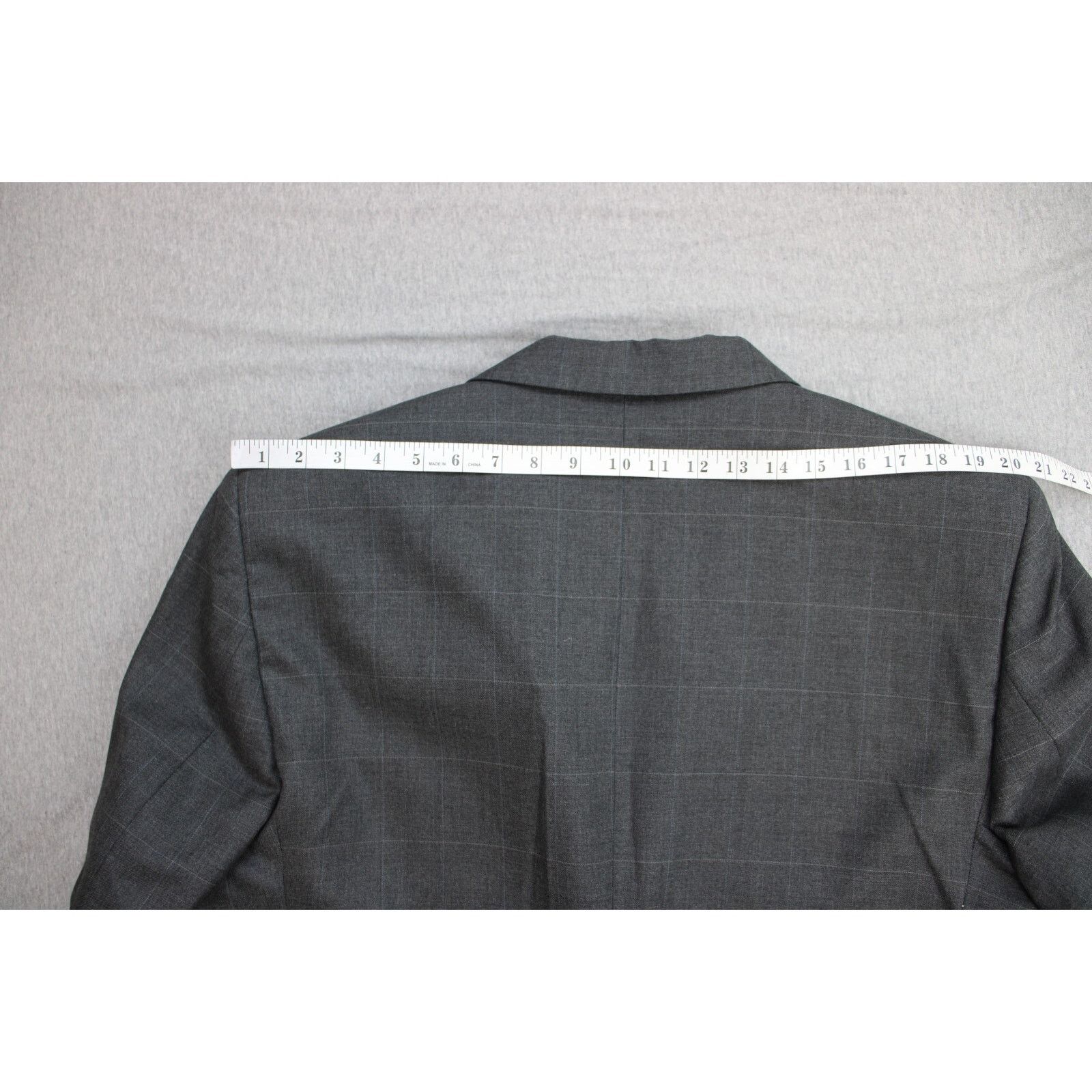 Jos. A. Bank Jos A Bank Blazer Men 44S Gray Check 100% Wool 2 Button Size 44S - 9 Thumbnail