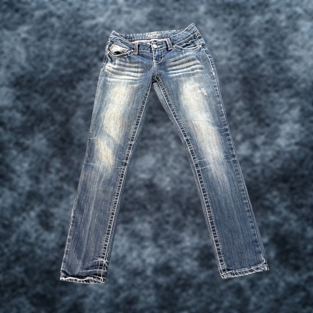 Vintage VINTAGE Amethyst Jeans Womens 28x27 Skinny Distressed Rhinestone Purple Low Rise Y2K Size 28" / US 6 / IT 42 - 1 Thumbnail