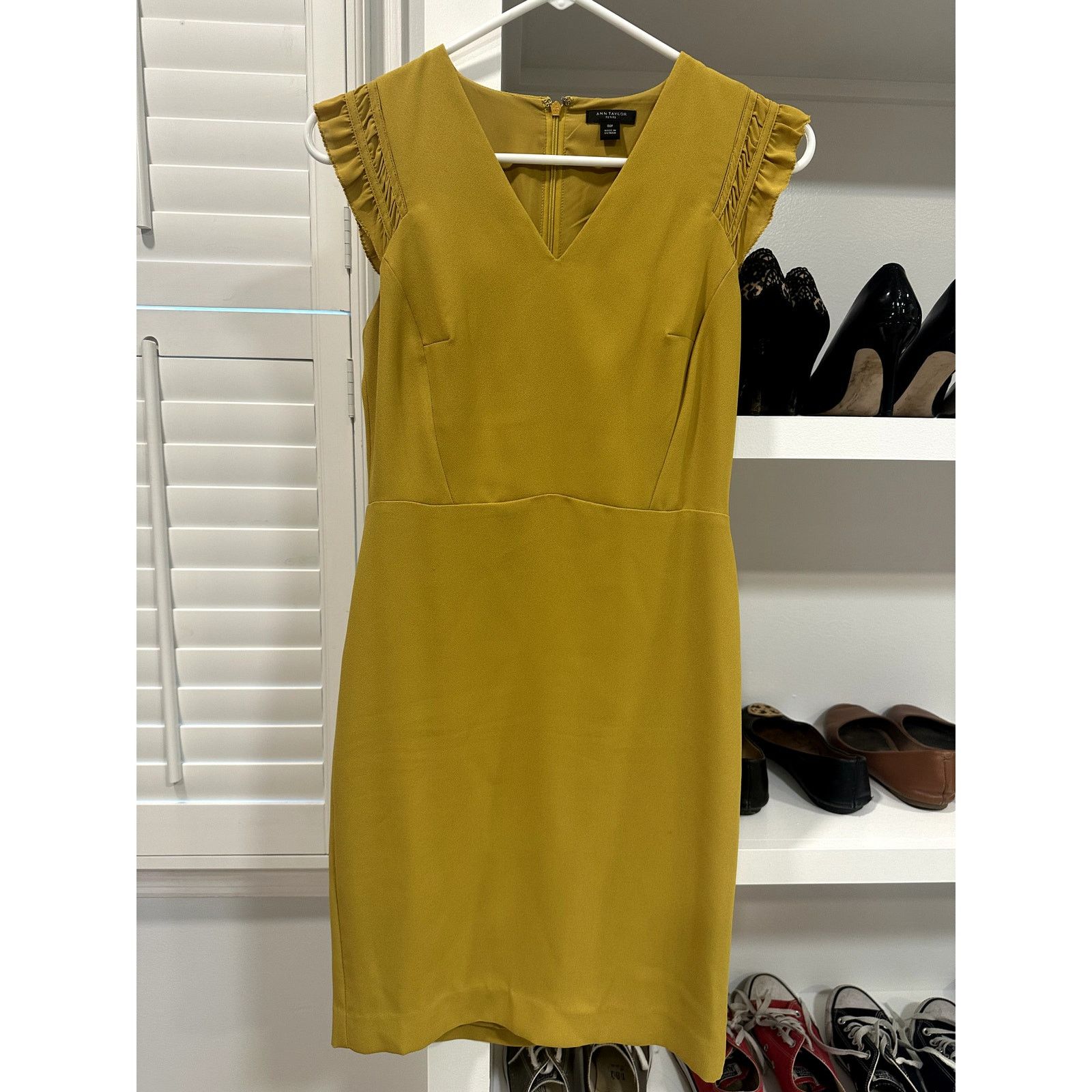 women's shirtwaist dresses Roll Up Sleeve Shirt Midi for Women Button Down Dressy Casual Lapel Maxi Shirt Dress Drawstring High Tie Flowy A Line Long Dress with Pockets Army Green S at Amazon basic dress Flowy Teal Formal Dress Core Colors:Light Butter Elegant Prom Dresses