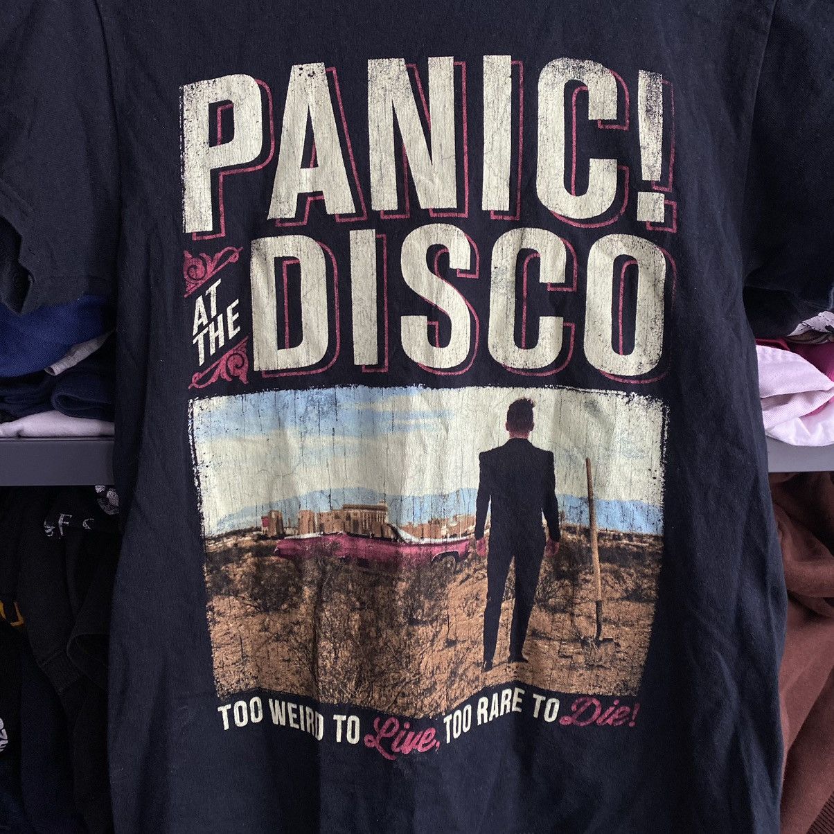 Band Tees AMAZING PANIC AT THE DISCO BAND BIG LOGO T SHIRT Size US S / EU 44-46 / 1 - 2 Thumbnail