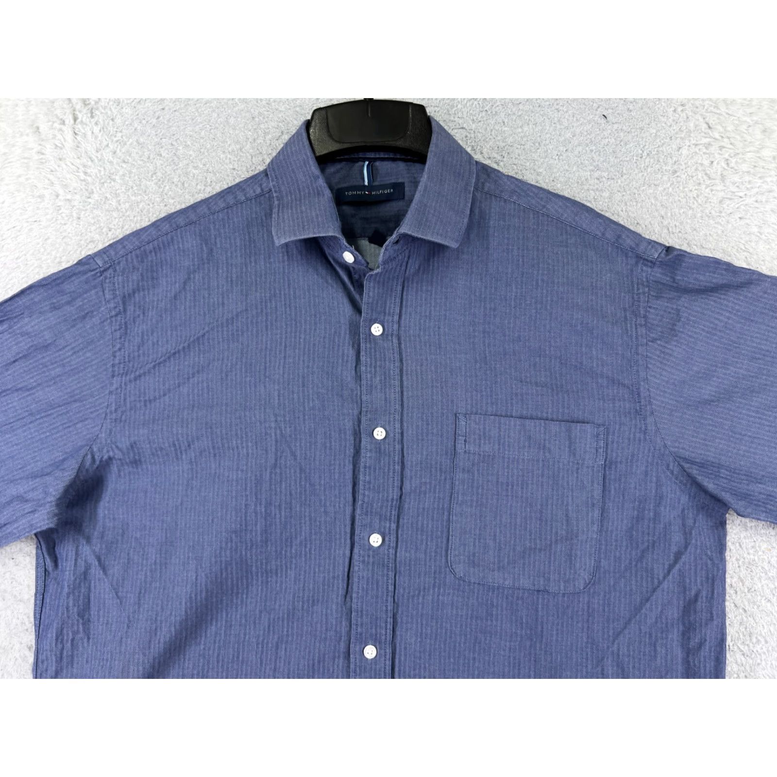 Tommy Hilfiger Tommy Hilfiger Shirt Men 16 Blue Herringbone Button Up Pocket Long Sleeve Shirt Regular Blue 16 Mens Button-Up Size US L / EU 52-54 / 3 - 4 Thumbnail